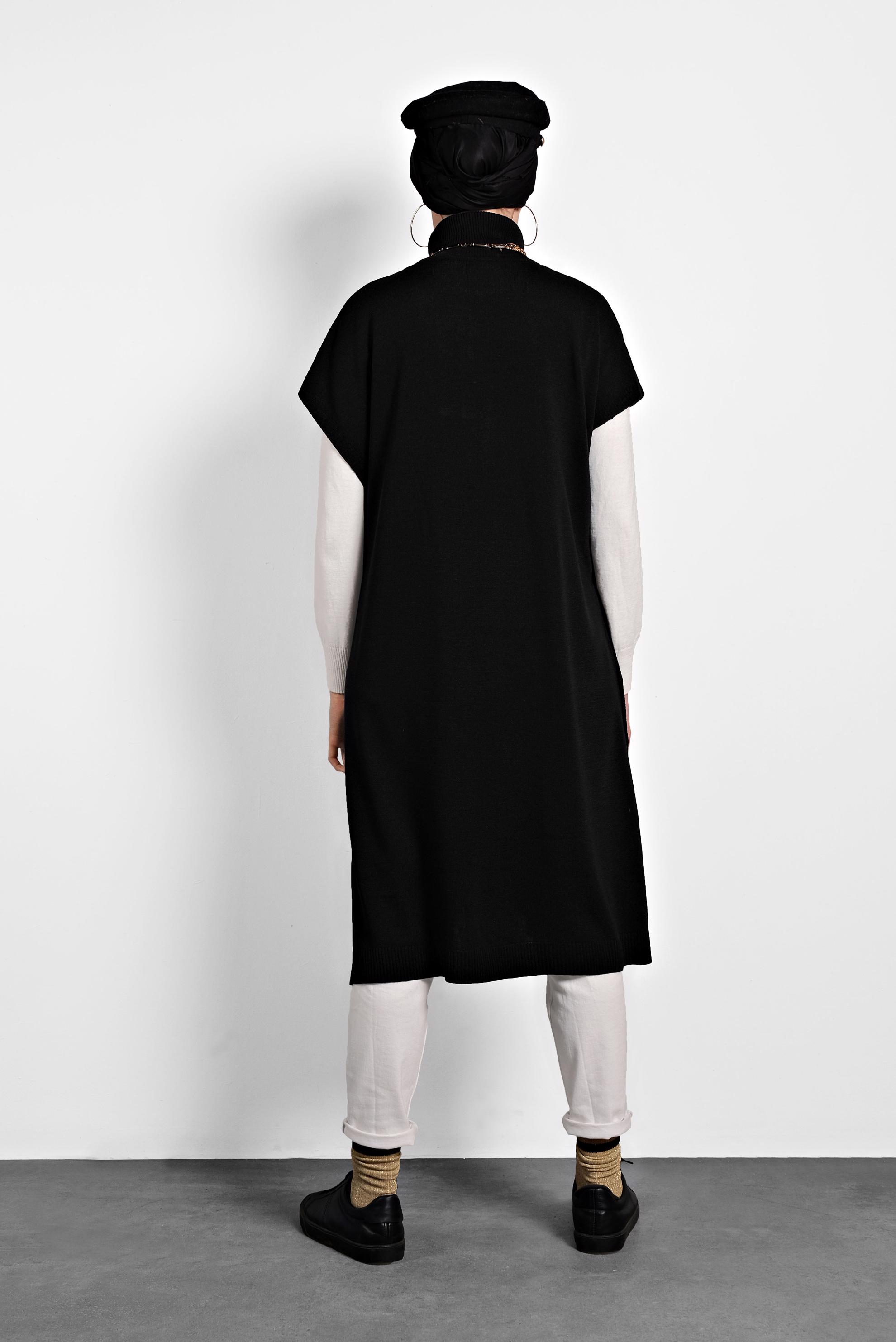 Tesettür giyim SİYAH TRİKO SÜVETER 40014