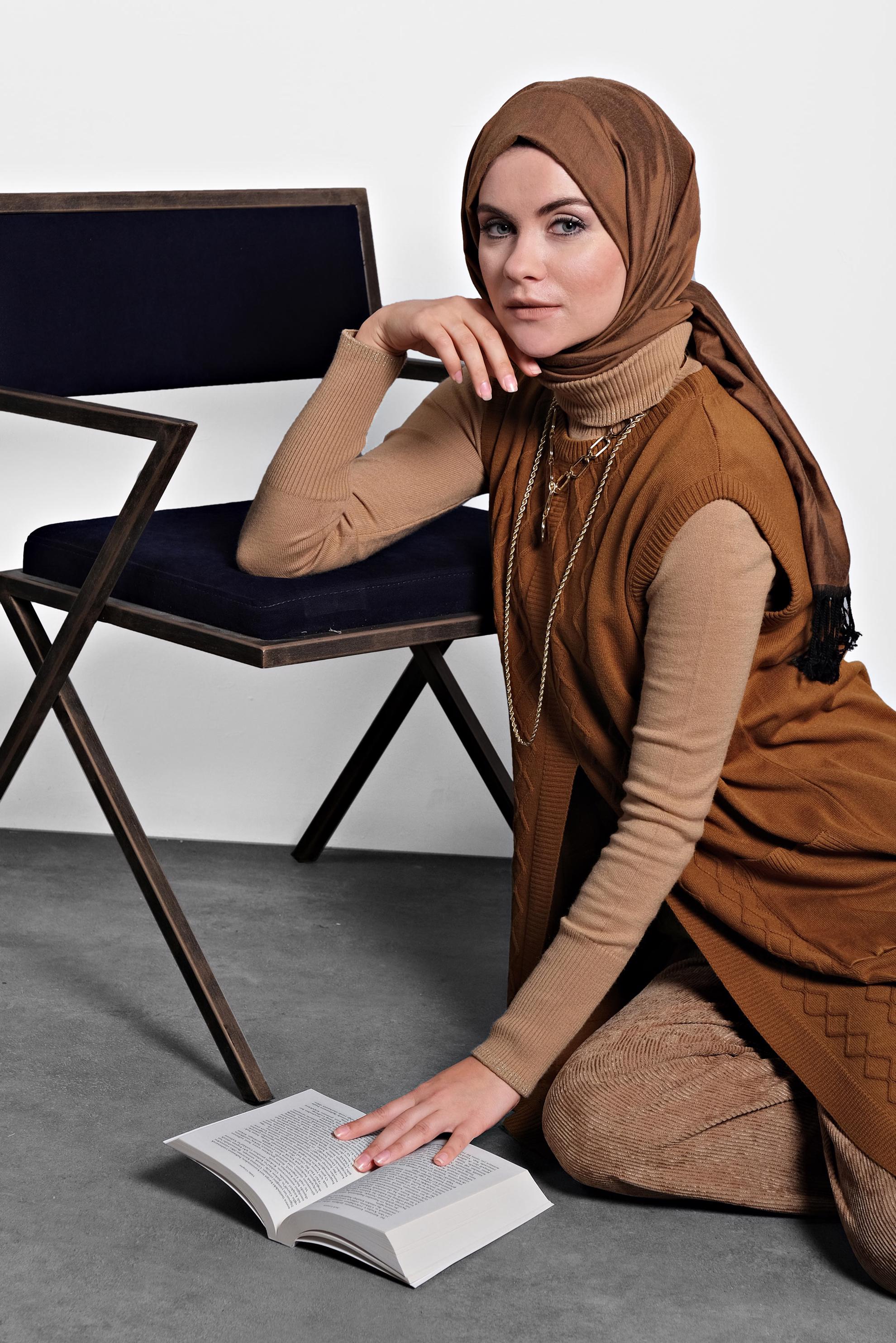 Tesettür giyim TABA CEPLİ TRİKO SÜVETER  40048 