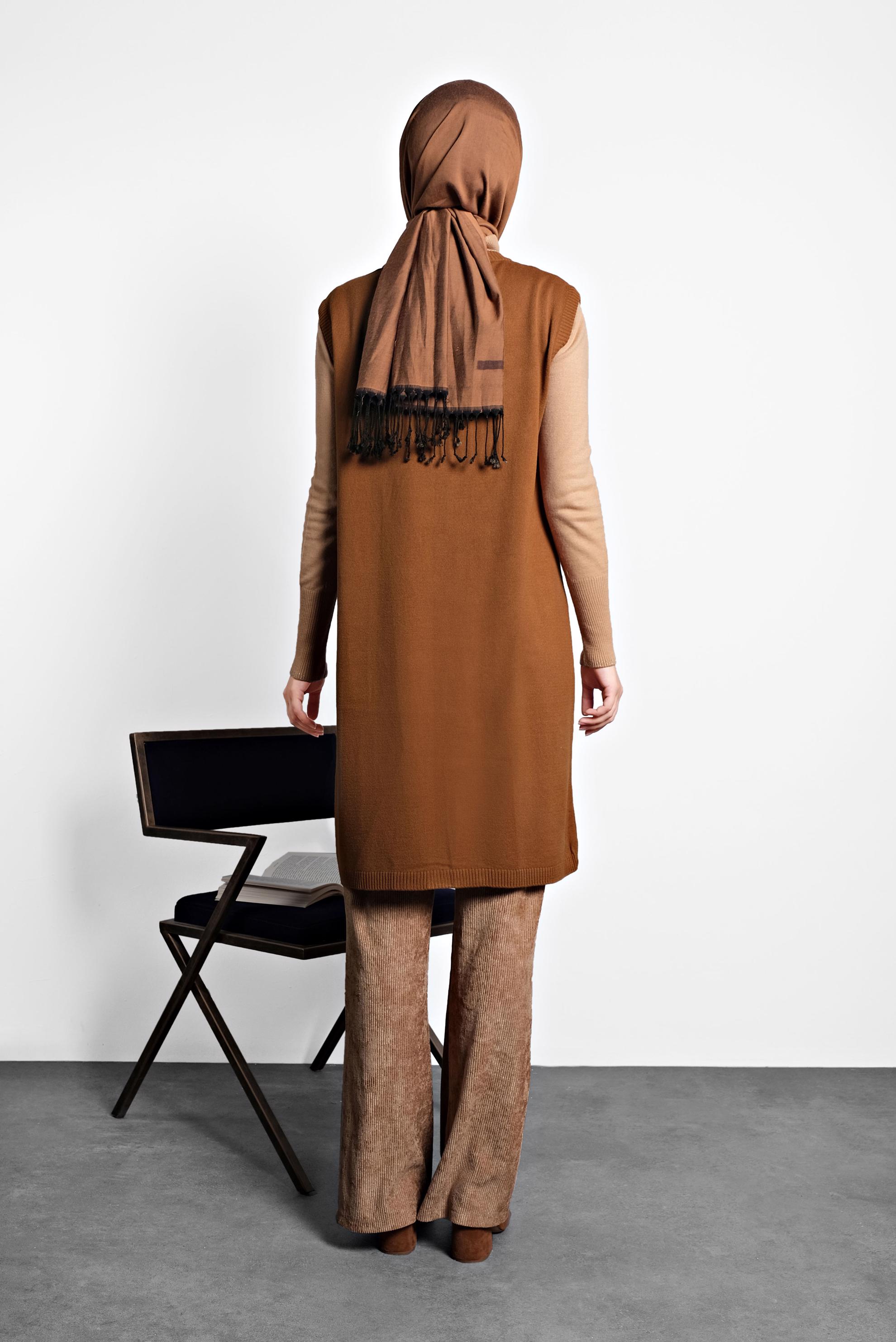 Tesettür giyim TABA CEPLİ TRİKO SÜVETER  40048 