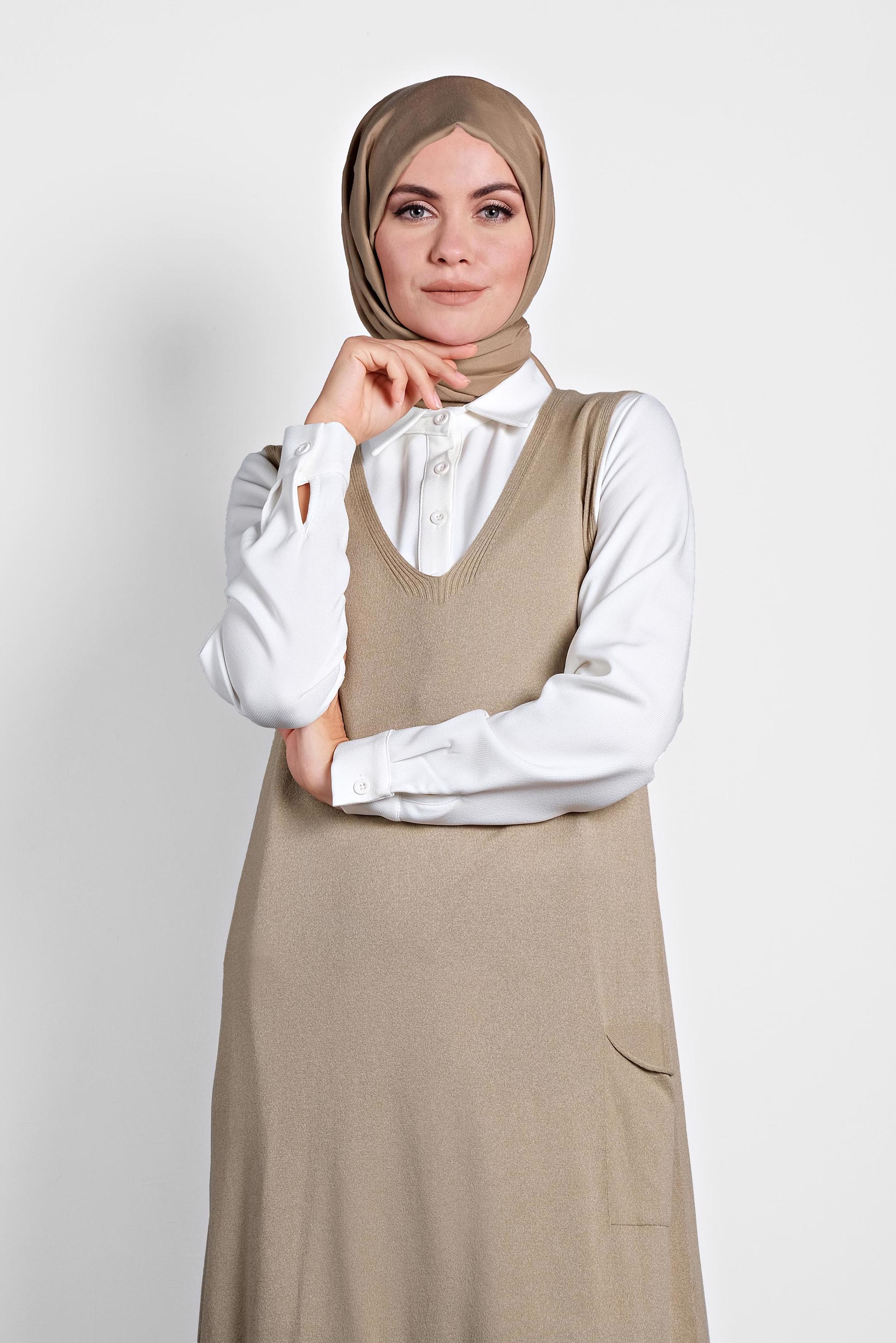 Tesettür giyim BEJ V YAKA  TRİKO SÜVETER 40071 