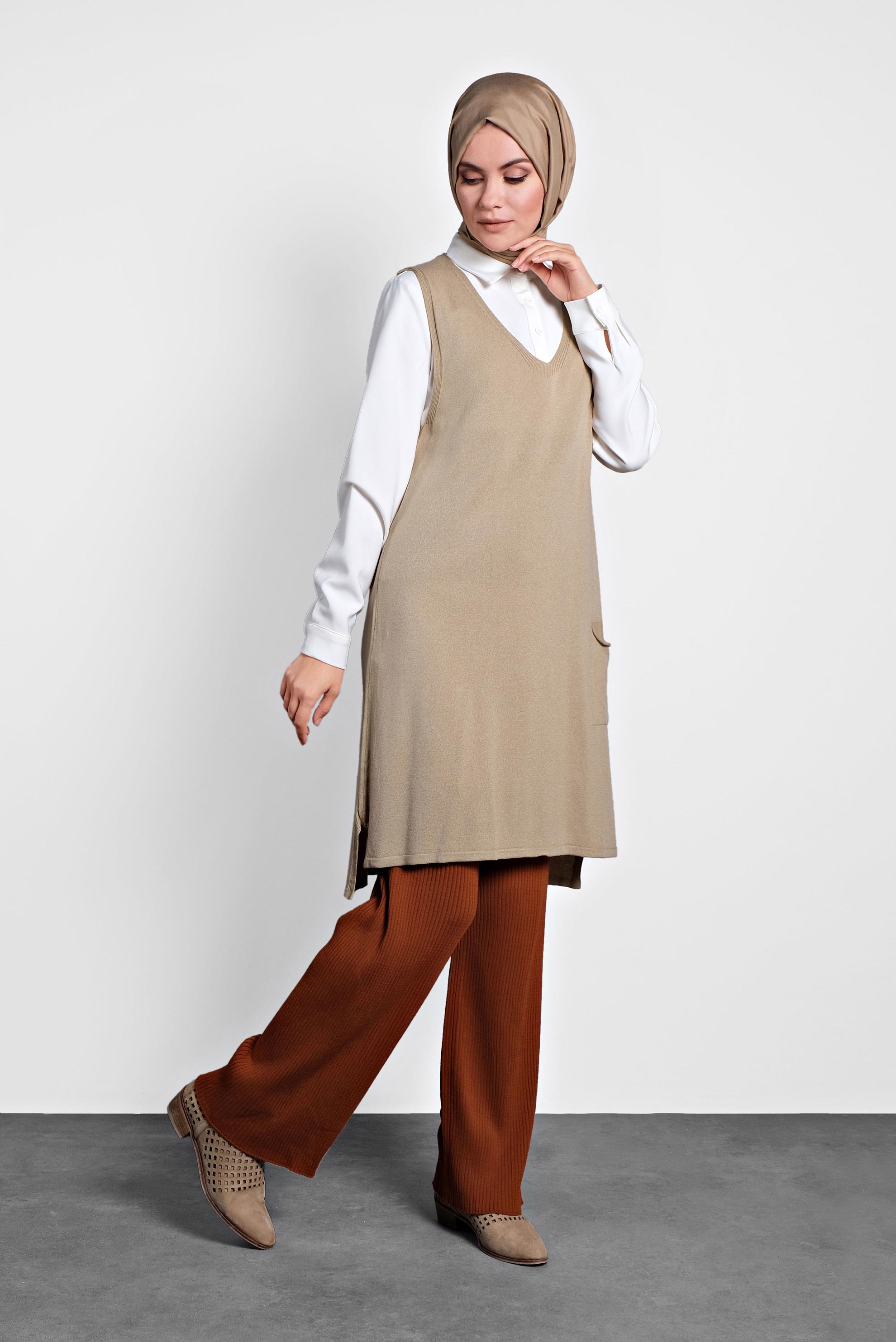 Tesettür giyim BEJ V YAKA  TRİKO SÜVETER 40071 