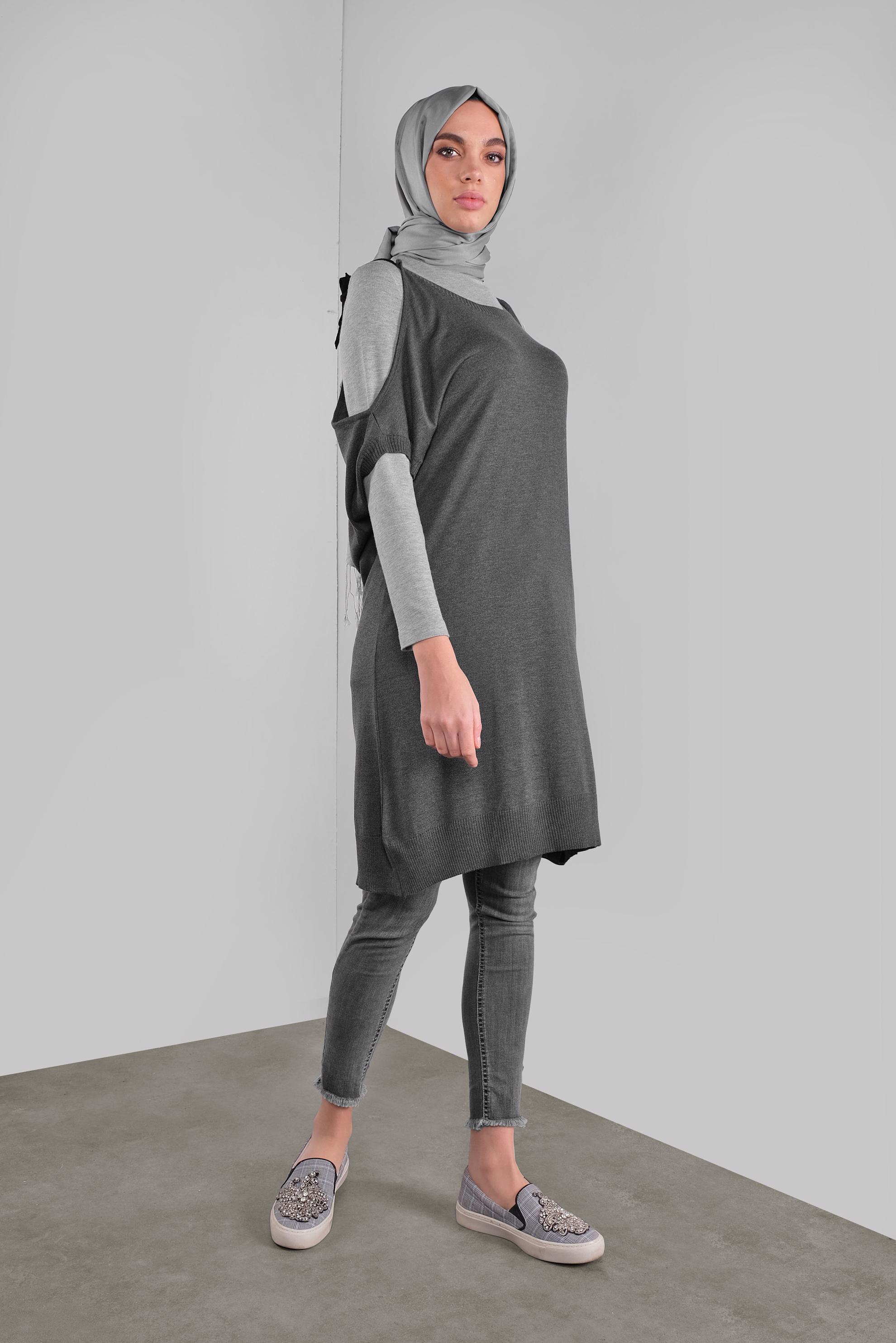Tesettür giyim GRİ BAĞCIKLI TRİKO SÜVETER 41038