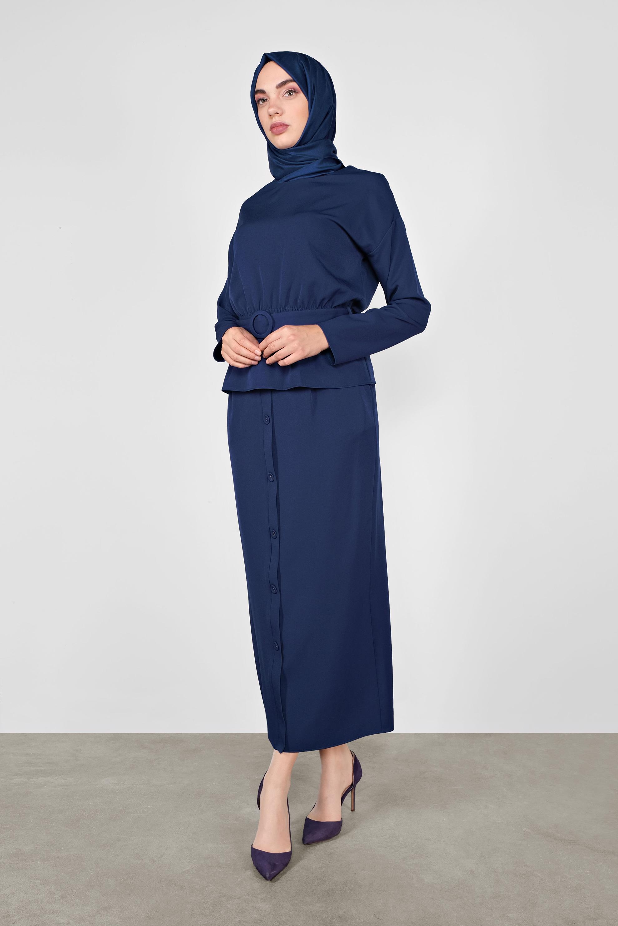 Tesettür giyim LACİVERT KEMERLİ DÜĞMELİ ETEKLİ TAKIM 40145
