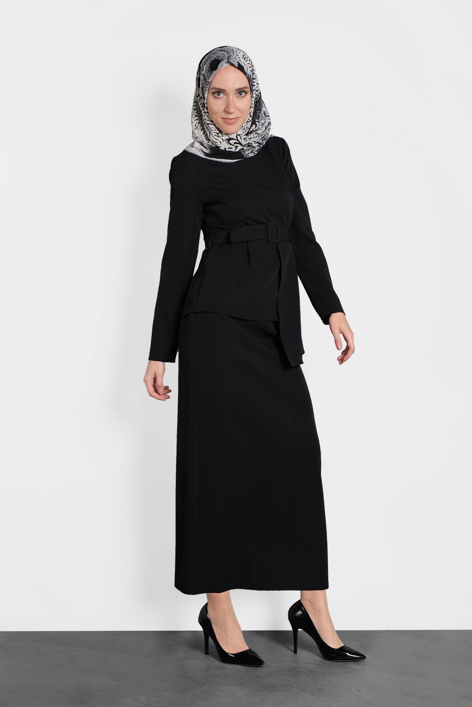 Tesettür giyim SİYAH ASİMETRİK KESİM ETEKLİ TAKIM 40206 