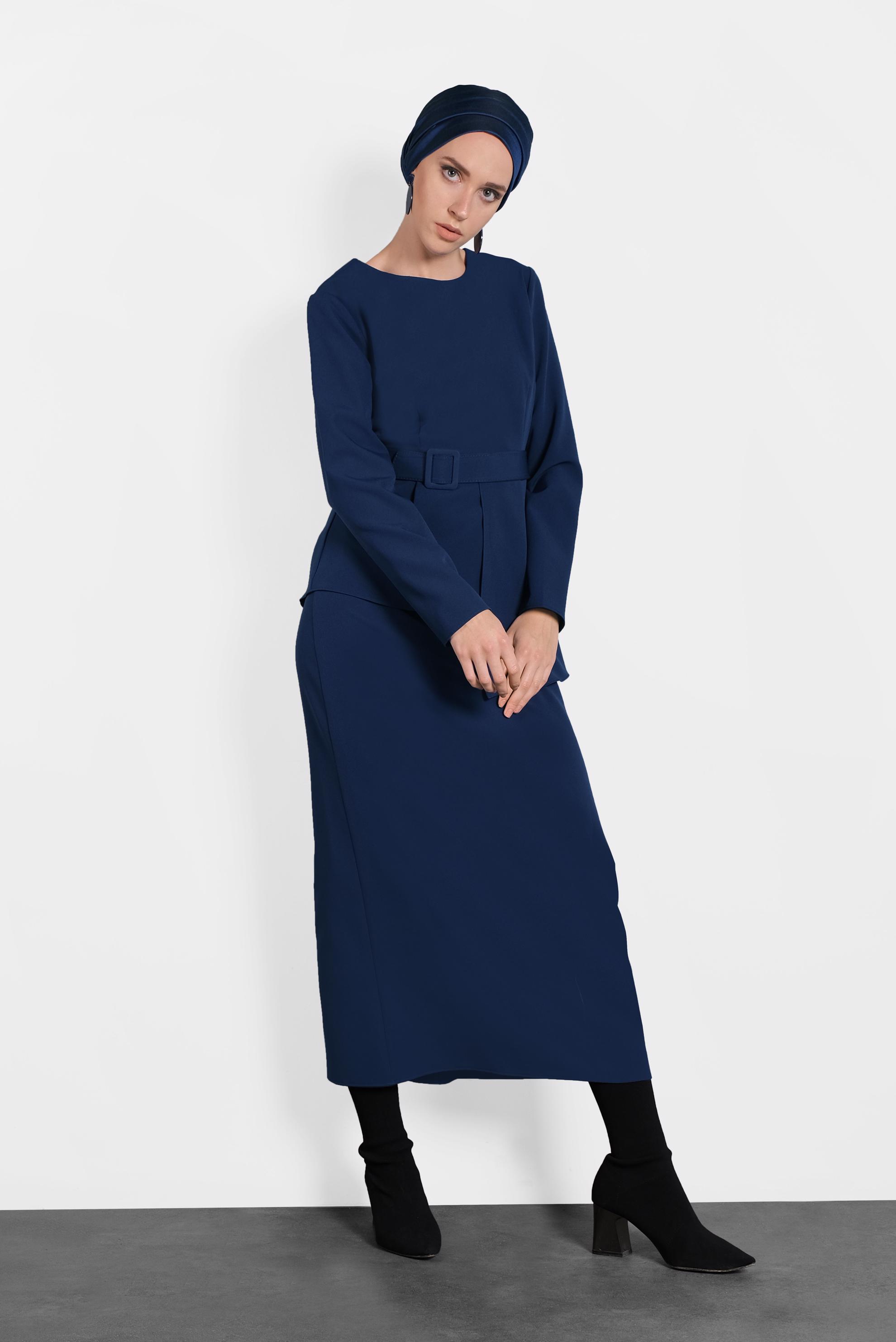 Tesettür giyim LACİVERT ASİMETRİK KESİM ETEKLİ TAKIM 40206 