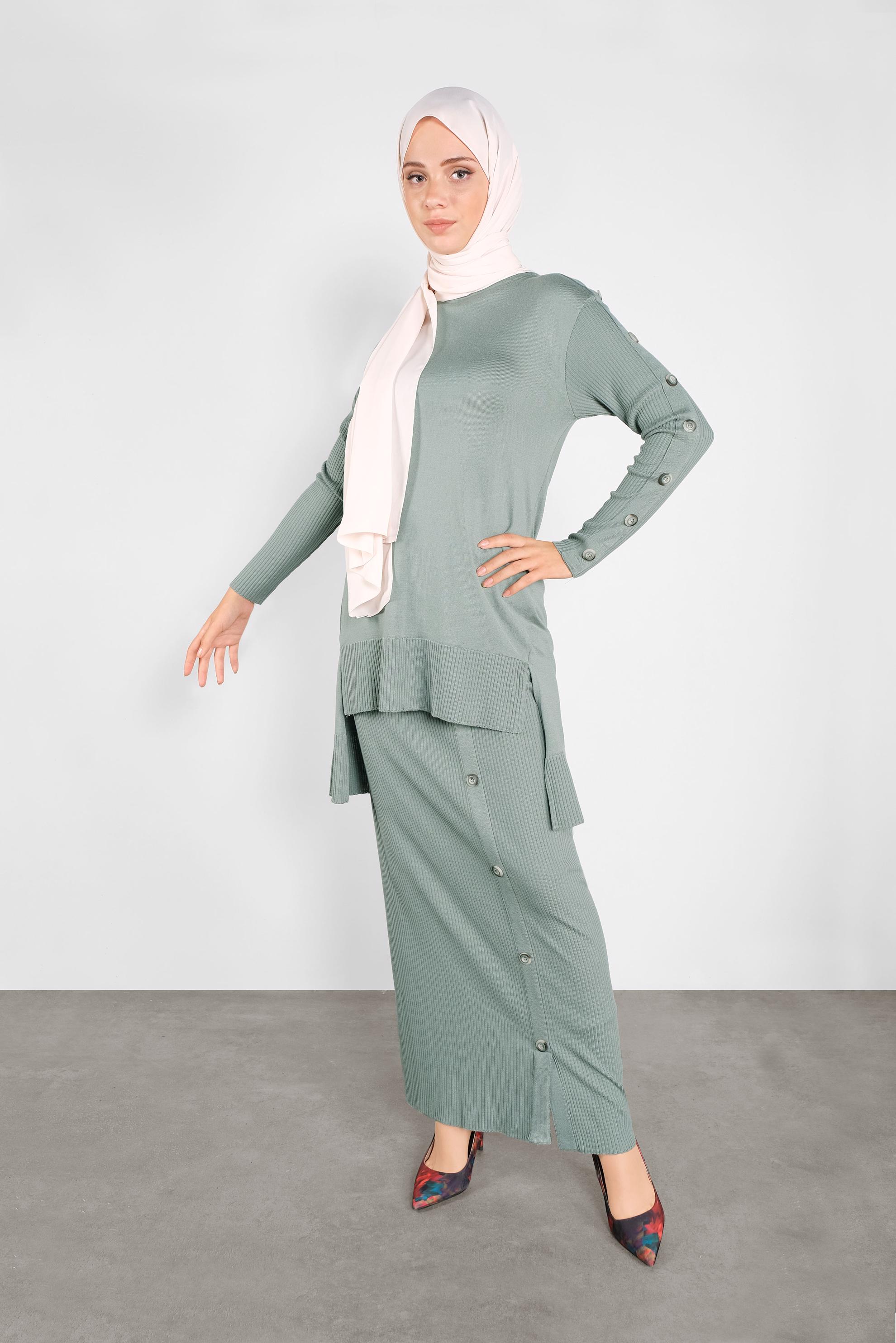 Hijab clothing GREEN BUTTONED KNIT SKIRT SUIT 41047 