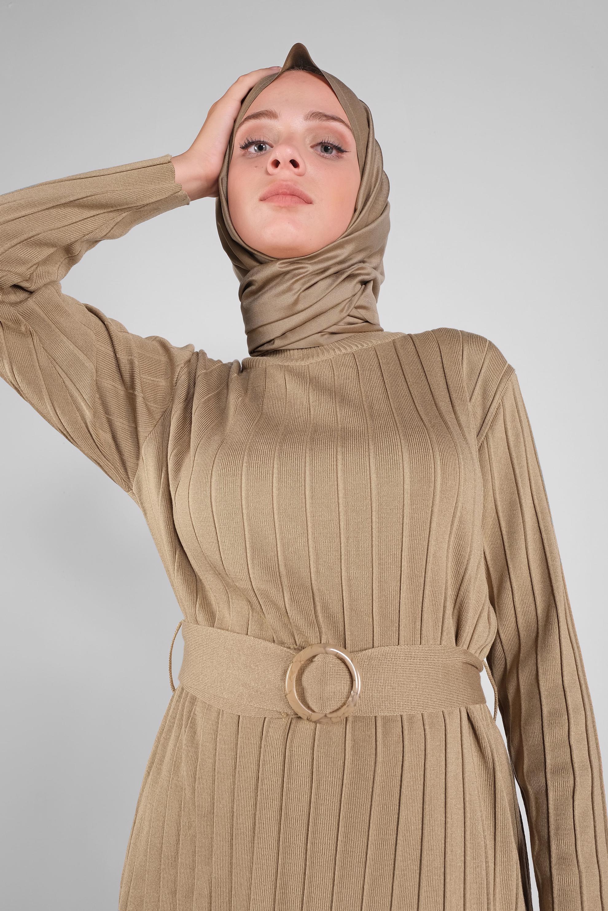 Tesettür giyim KAHVE BALIKÇI KEMERLİ TRİKO İKİLİ ETEKLİ TAKIM 41049