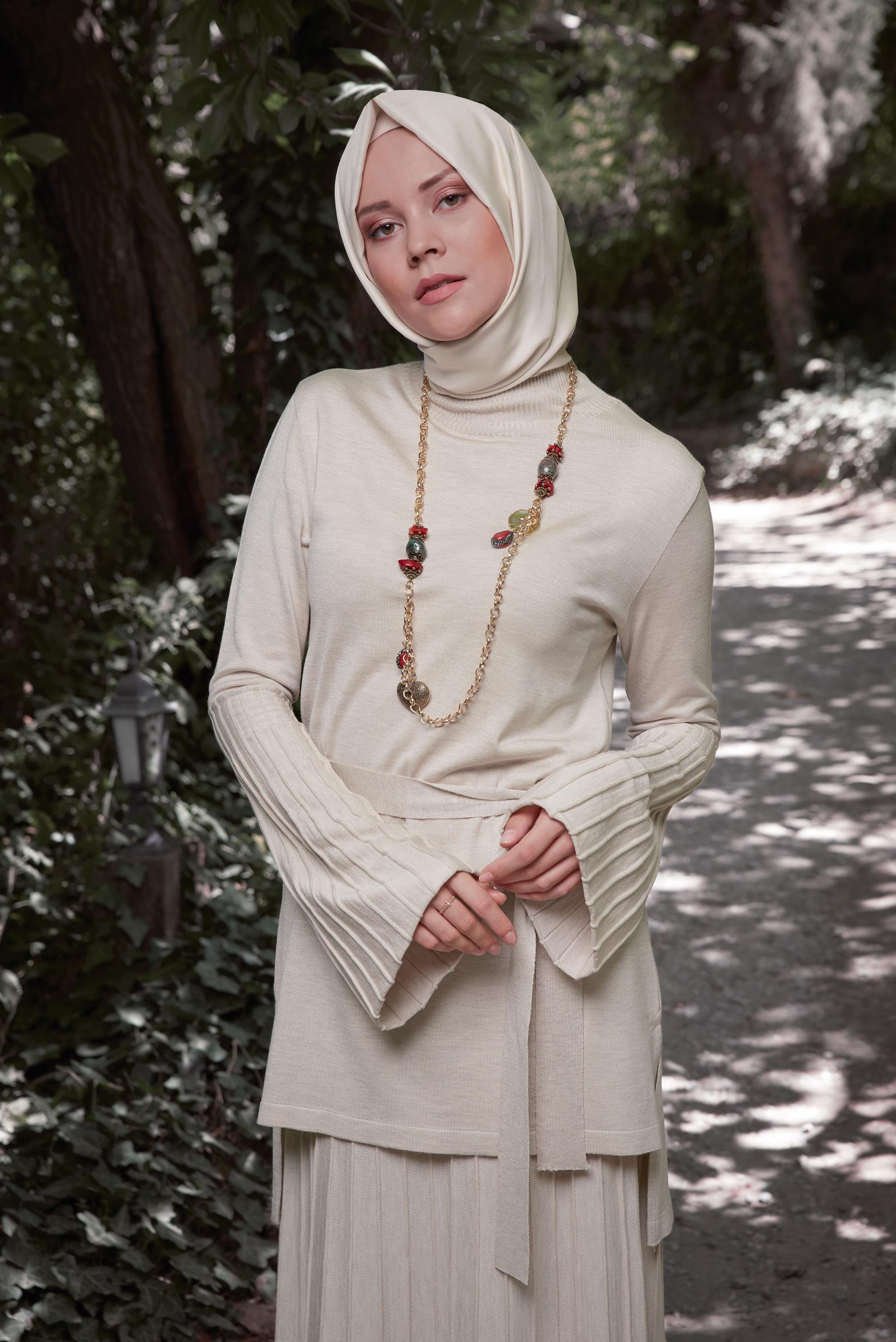 Tesettür giyim BEJ FİTİLLİ TRİKO İKİLİ ETEKLİ TAKIM 41051