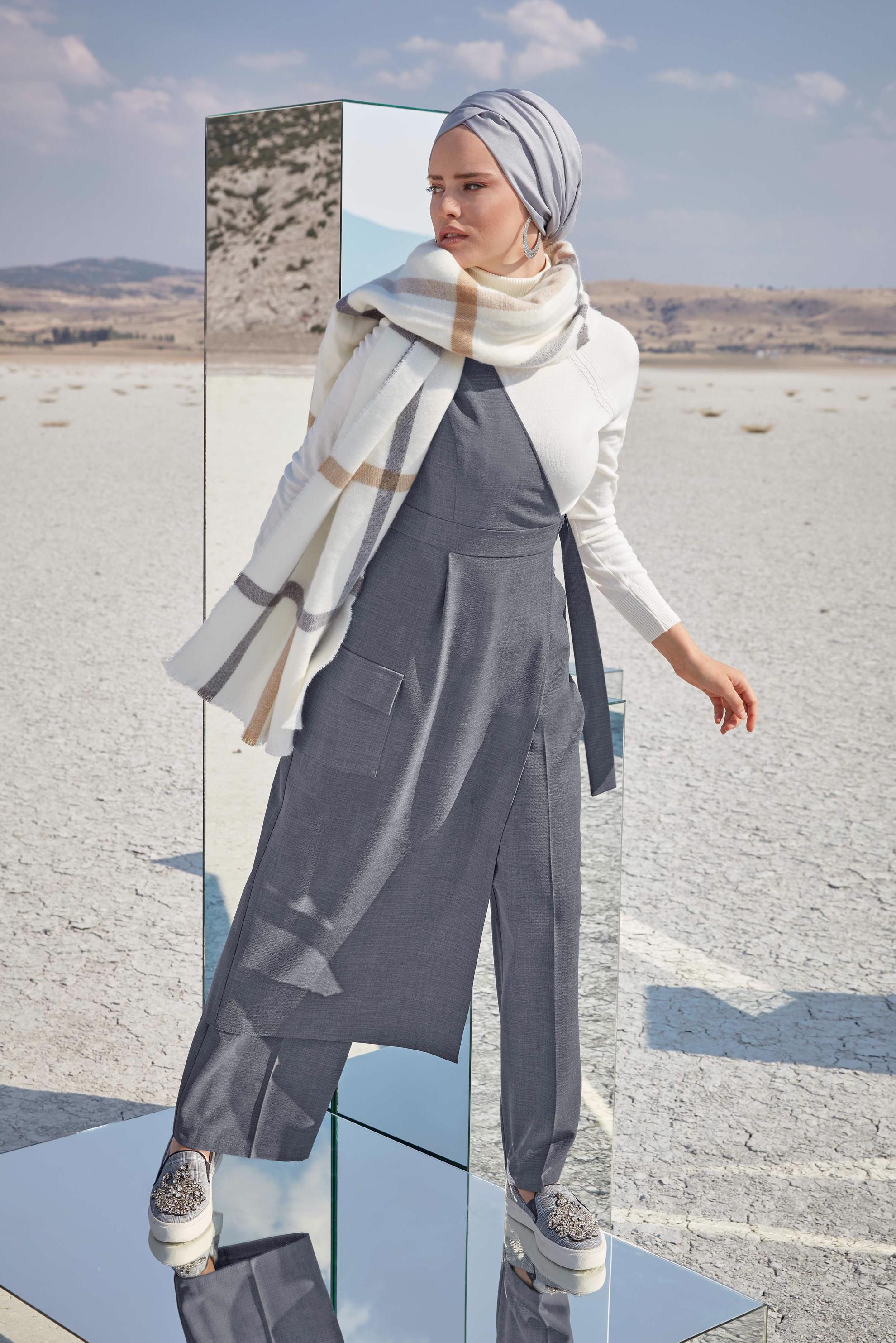 Tesettür giyim GRİ KEMERLİ PANTOLON TAKIM 40131