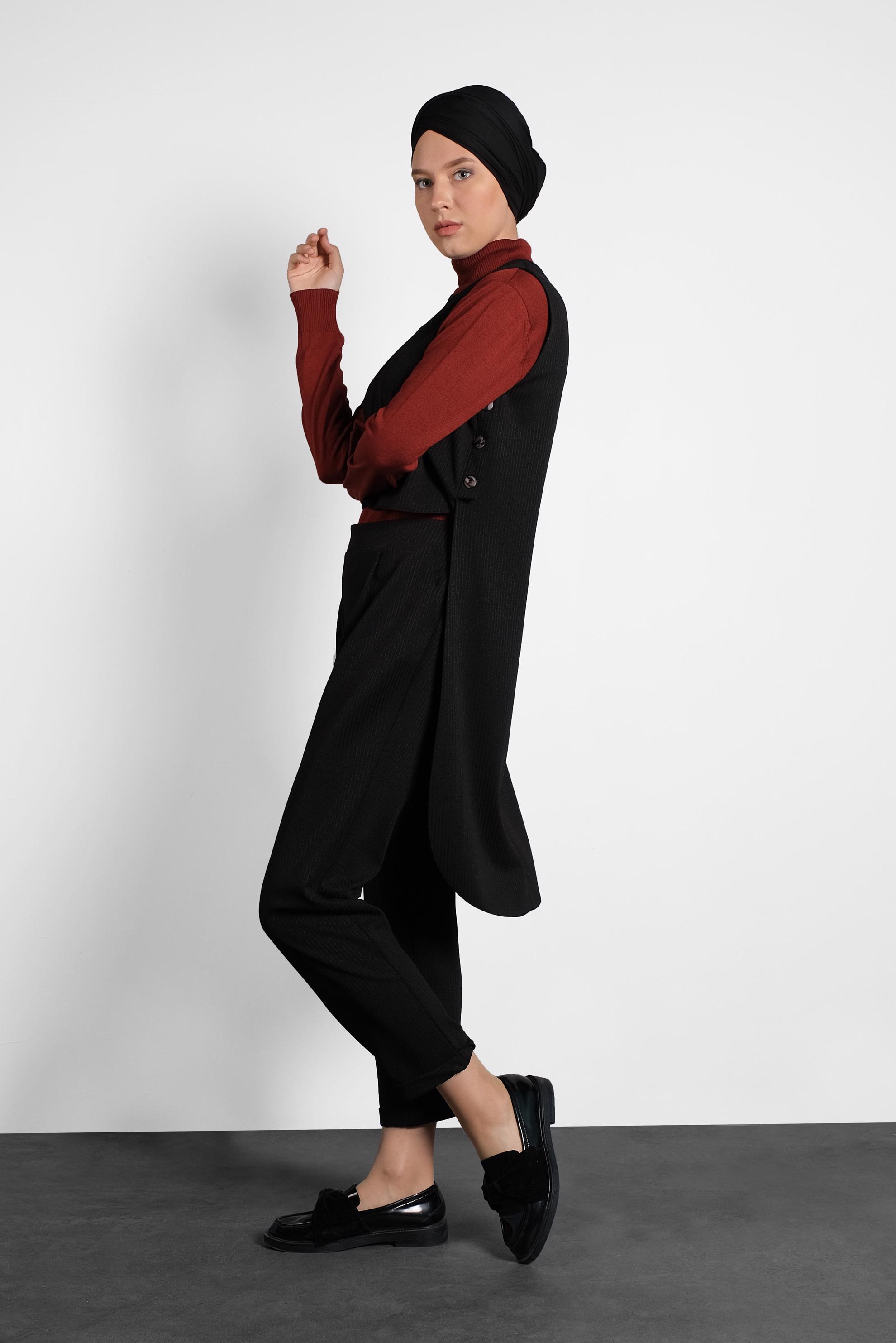 Tesettür giyim SİYAH ARKASI UZUN PANTOLONLU TAKIM 40207