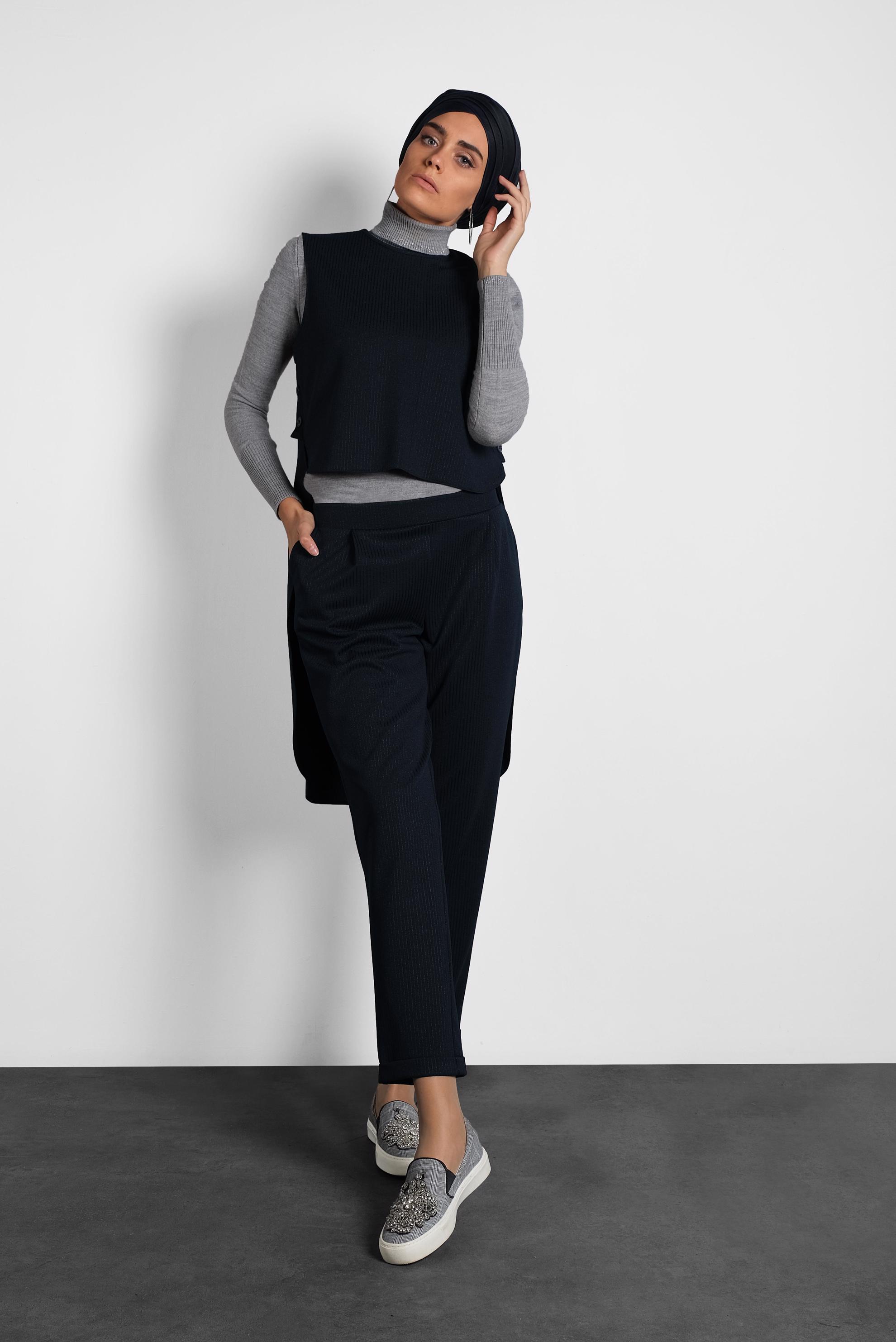 Tesettür giyim LACİVERT ARKASI UZUN PANTOLONLU TAKIM 40207