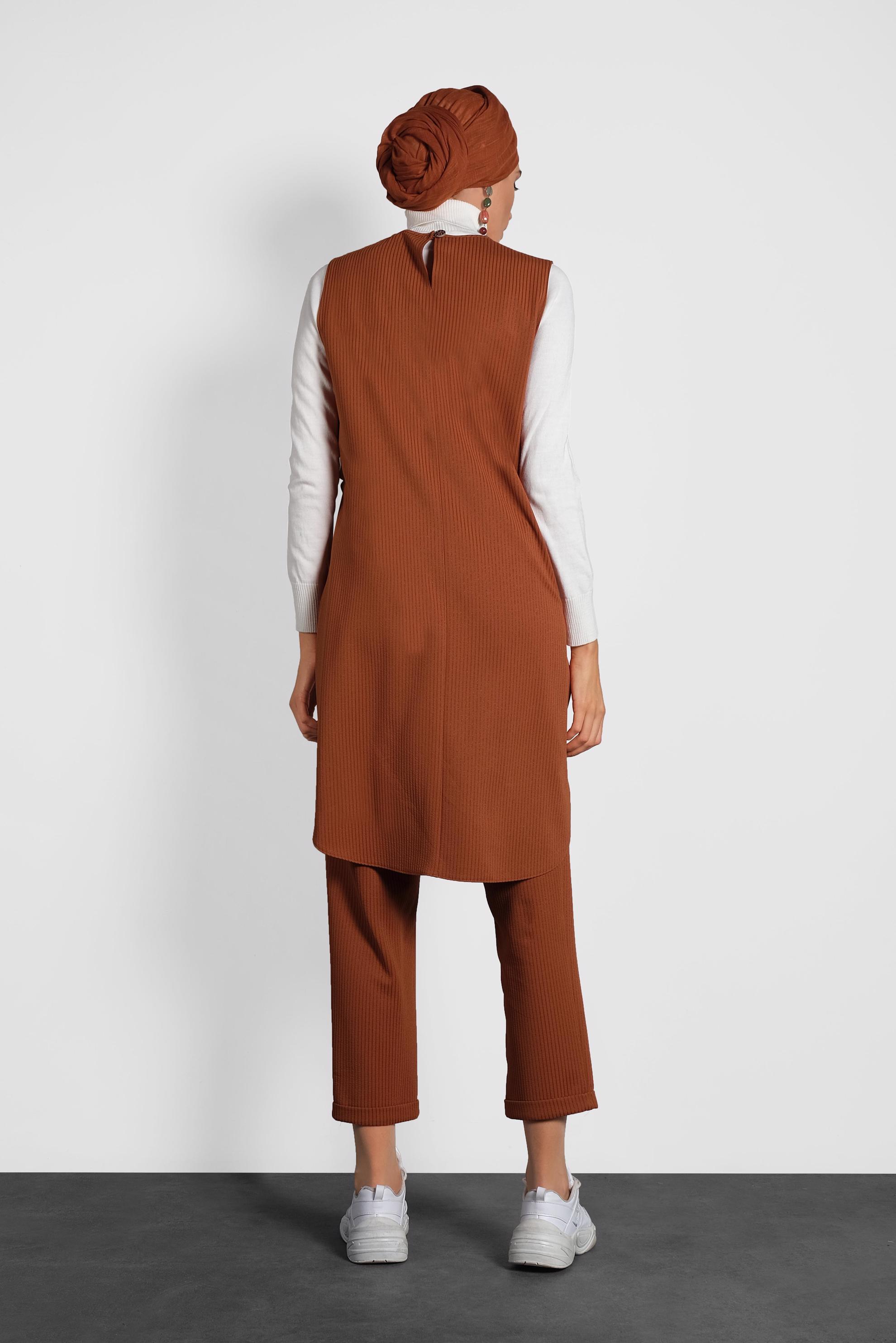 Tesettür giyim TABA ARKASI UZUN PANTOLONLU TAKIM 40207