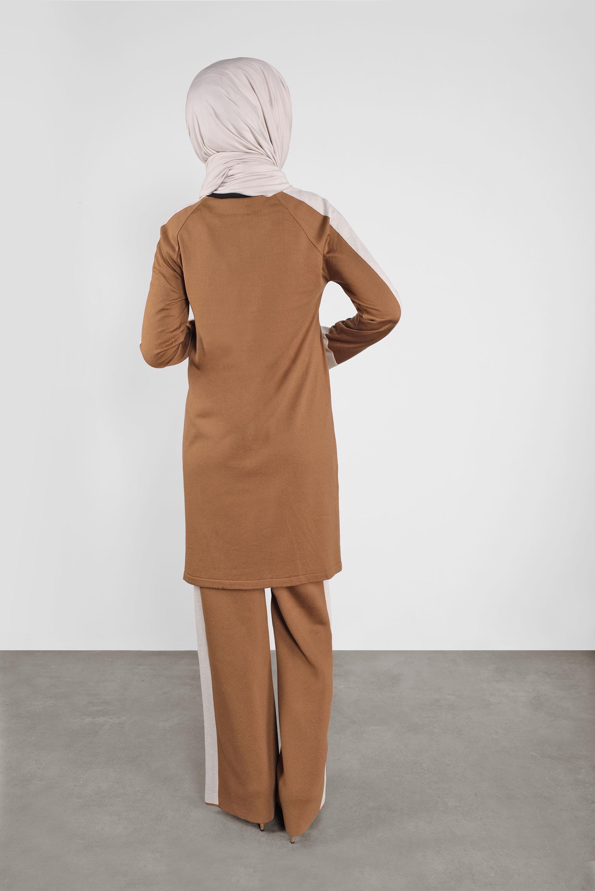Tesettür giyim TABA ŞERİT DETAYLI İKİLİ TRİKO PANTOLONLU TAKIM 41046