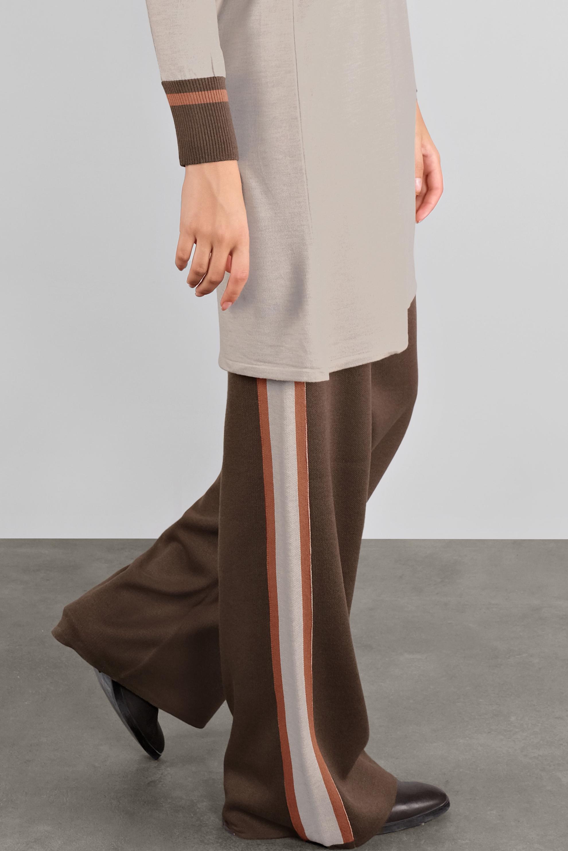 Tesettür giyim BEJ ŞERİTLİ TRİKO PANTOLONLU TAKIM 41052 