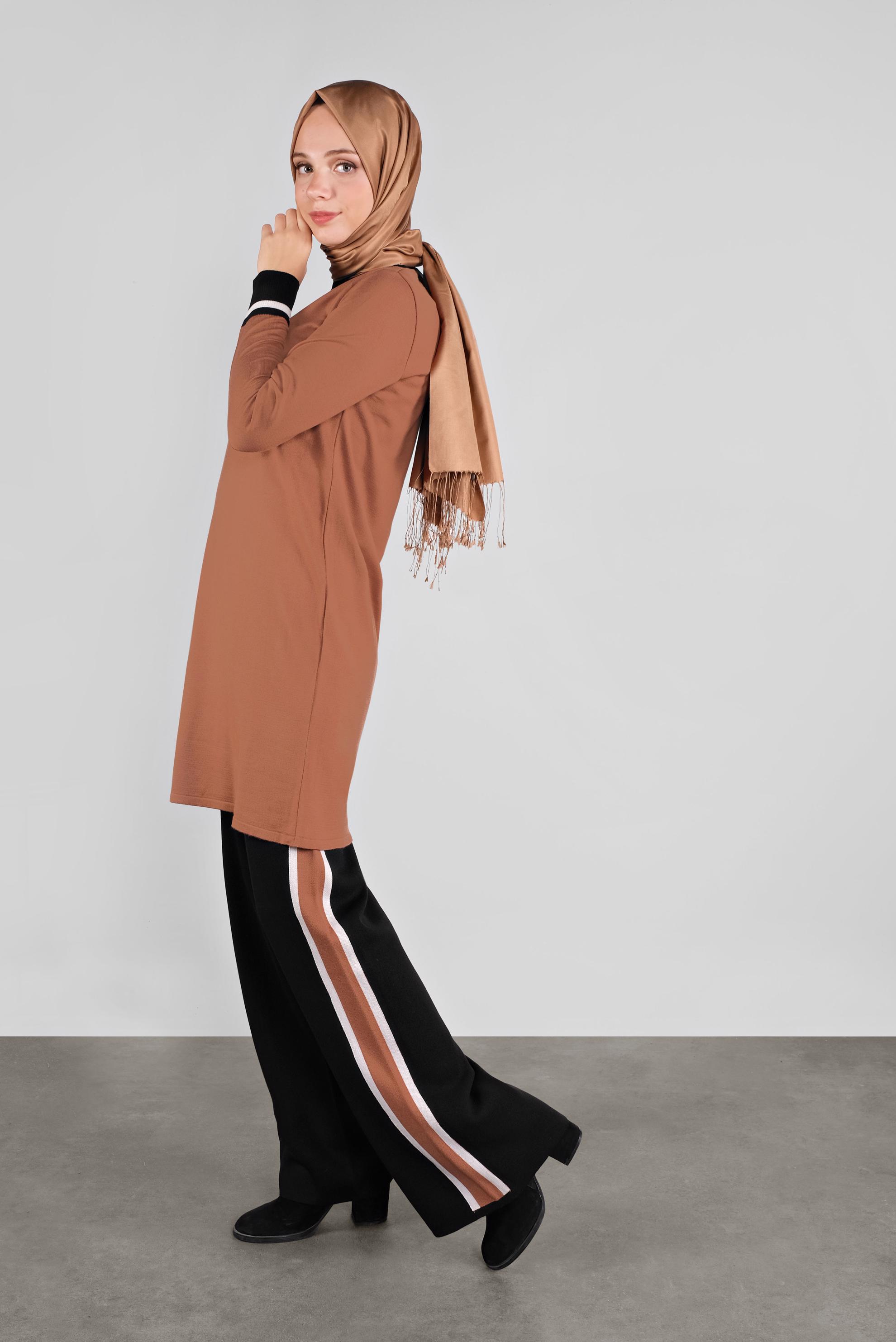 Tesettür giyim TURUNCU ŞERİTLİ TRİKO PANTOLONLU TAKIM 41052 