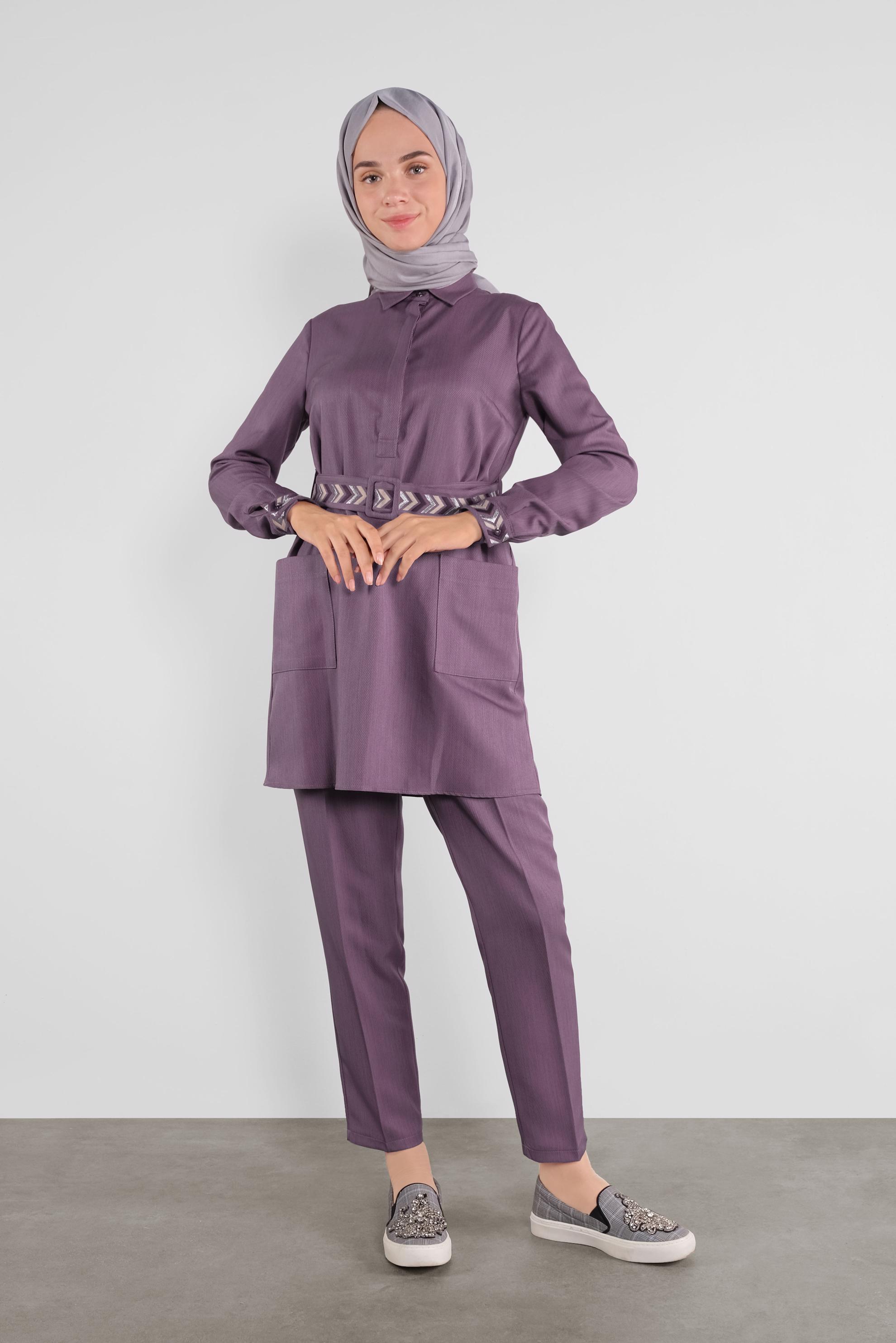 Tesettür giyim MOR  NAKIŞ DETAYLI İKİLİ PANTOLONLU TAKIM 41130 