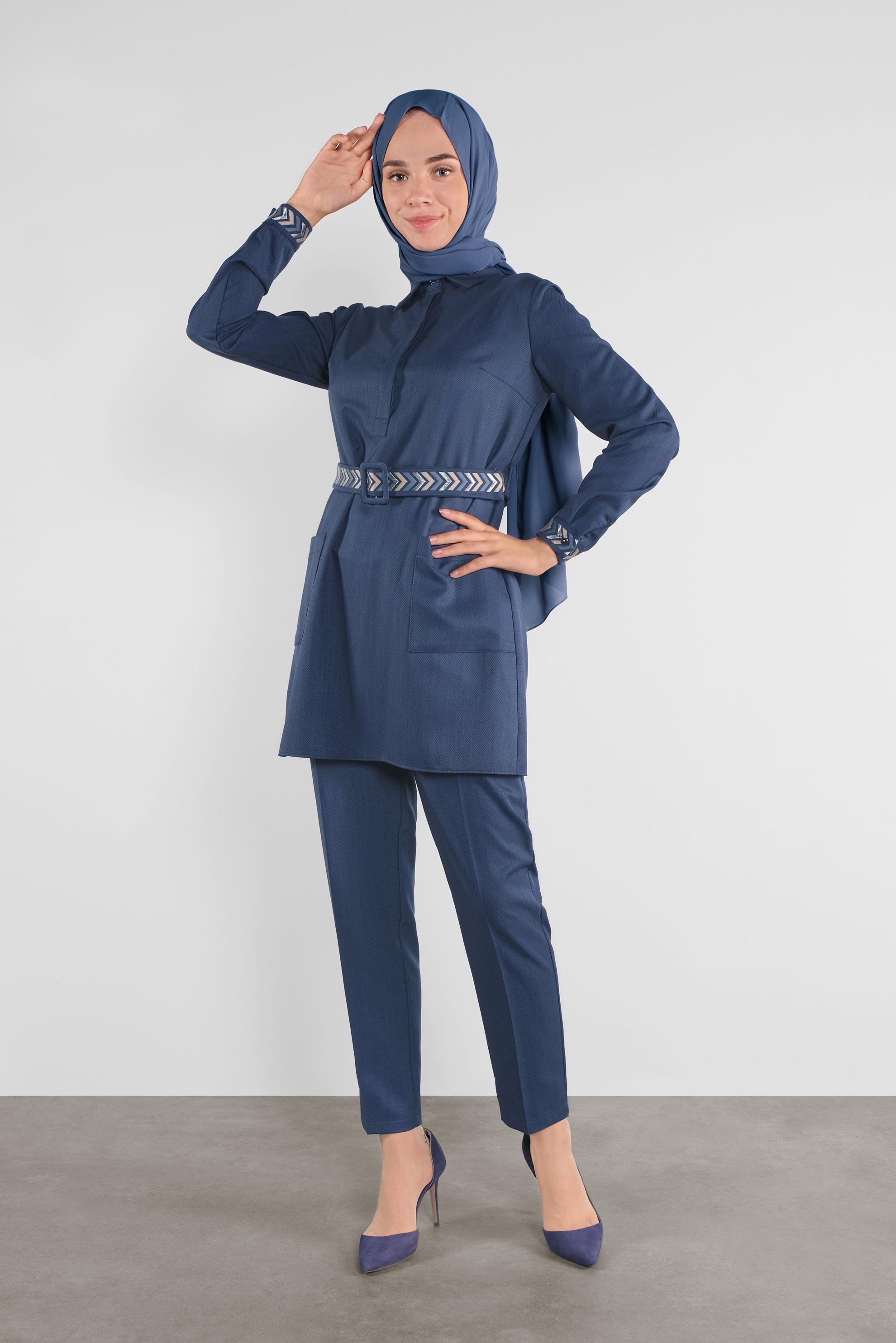 Tesettür giyim LACİVERT  NAKIŞ DETAYLI İKİLİ PANTOLONLU TAKIM 41130 
