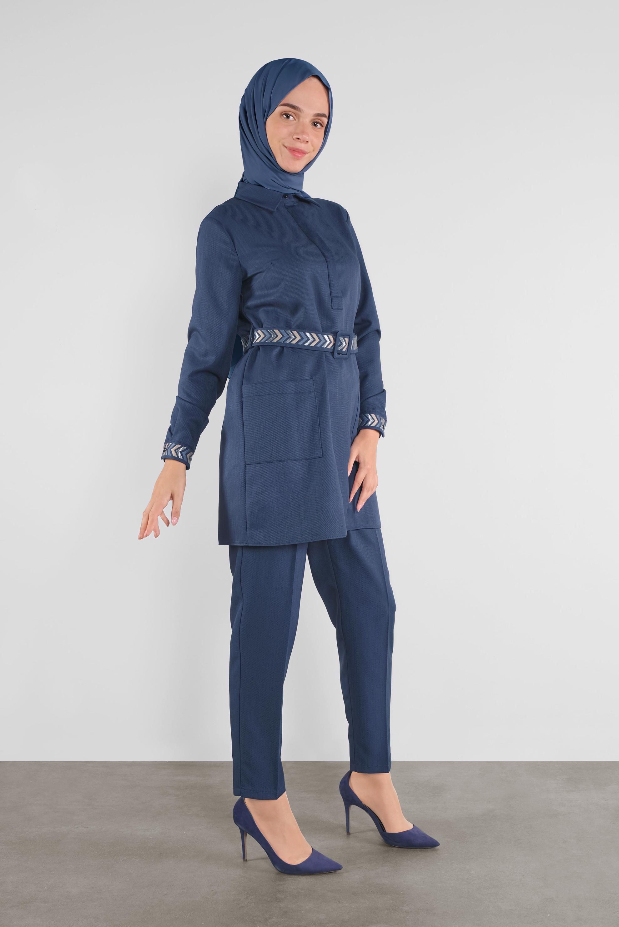 Tesettür giyim LACİVERT  NAKIŞ DETAYLI İKİLİ PANTOLONLU TAKIM 41130 