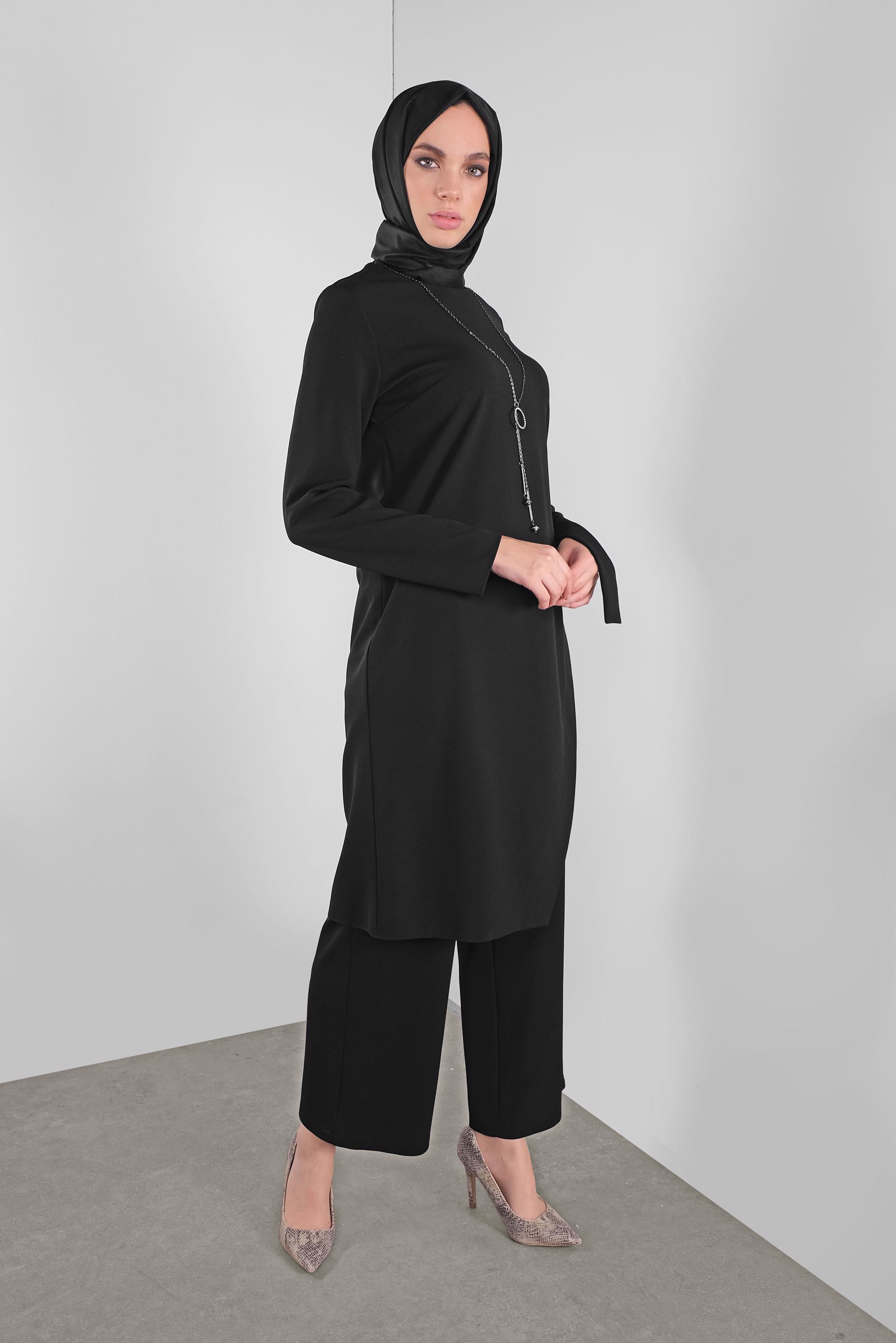 Tesettür giyim SİYAH FİYONK DETAYLI İKİLİ TAKIM 41131