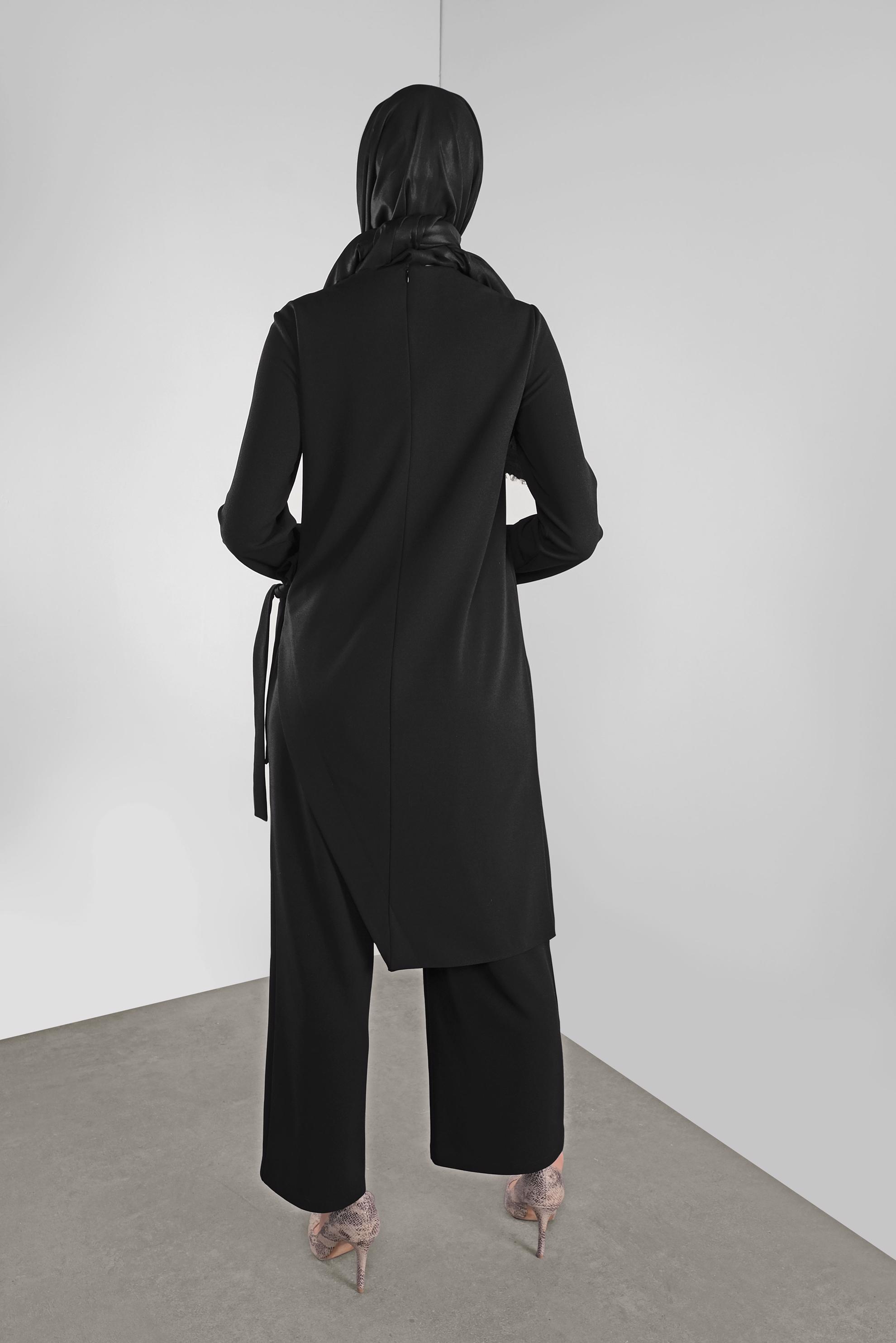 Tesettür giyim SİYAH FİYONK DETAYLI İKİLİ TAKIM 41131