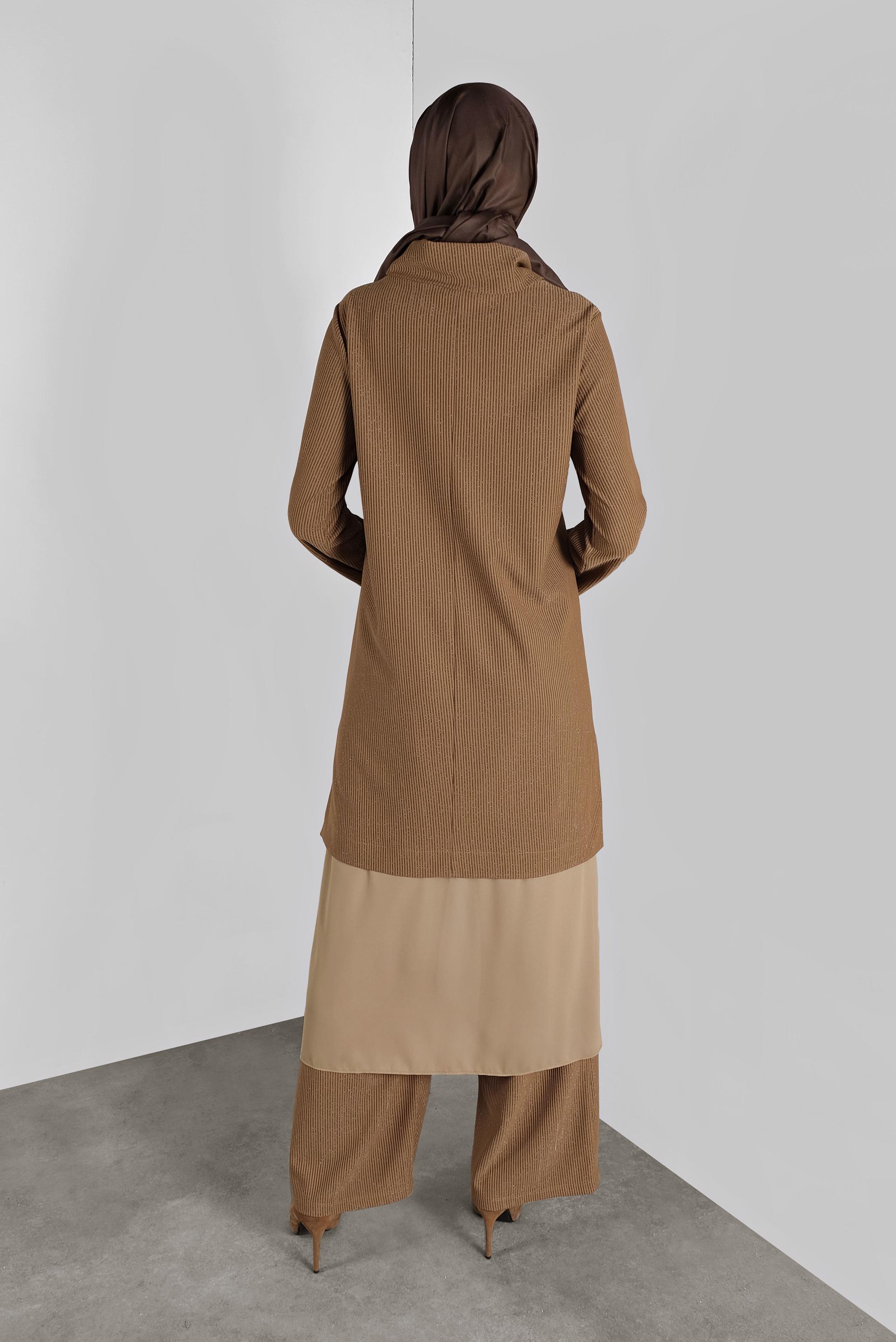 Tesettür giyim KAHVE ASİMETRİK KESİM SİMLİ  PANTOLONLU TAKIM 41181 