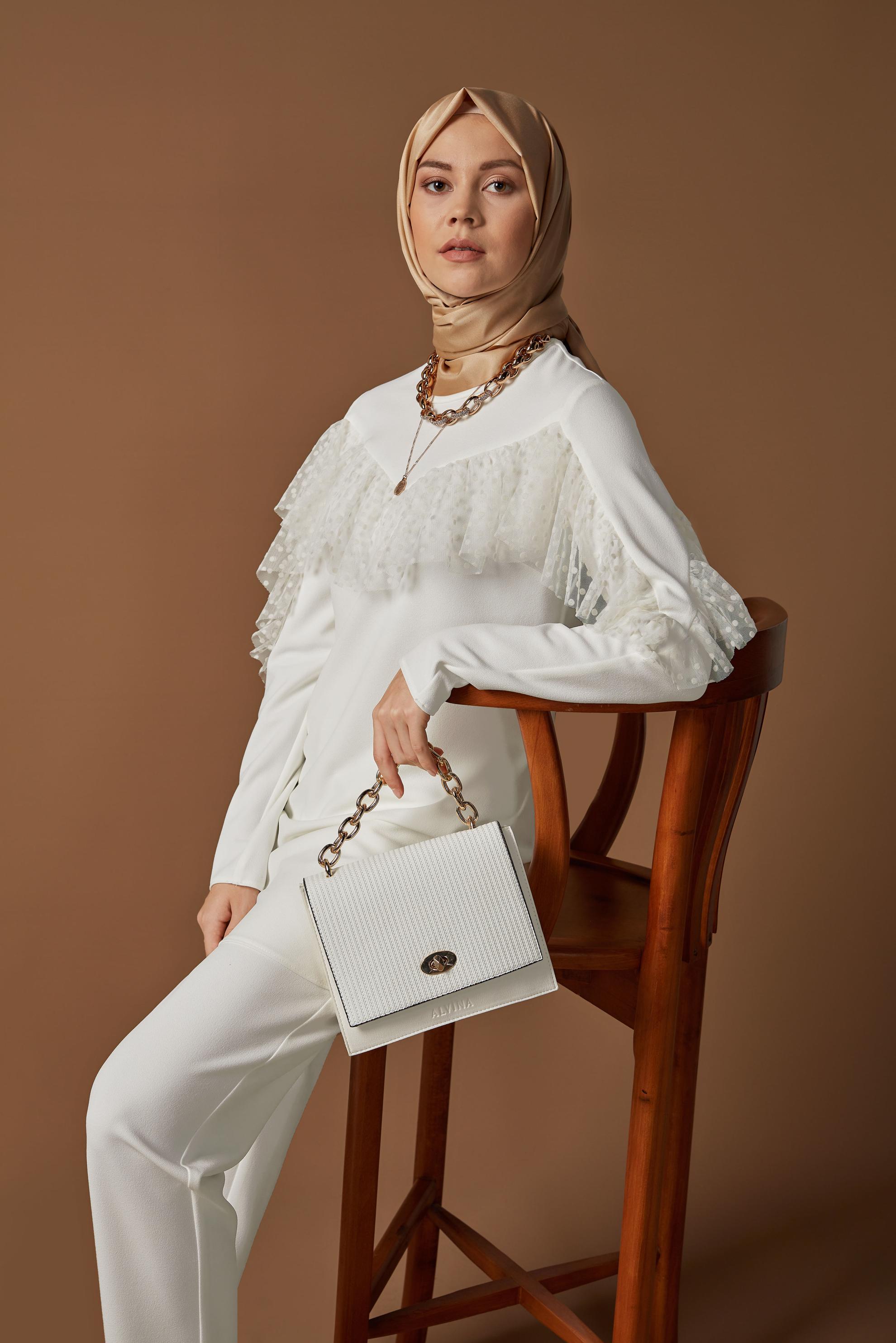 Tesettür giyim BEYAZ DANTEL DETAYLI PANTOLON TAKIM 41182