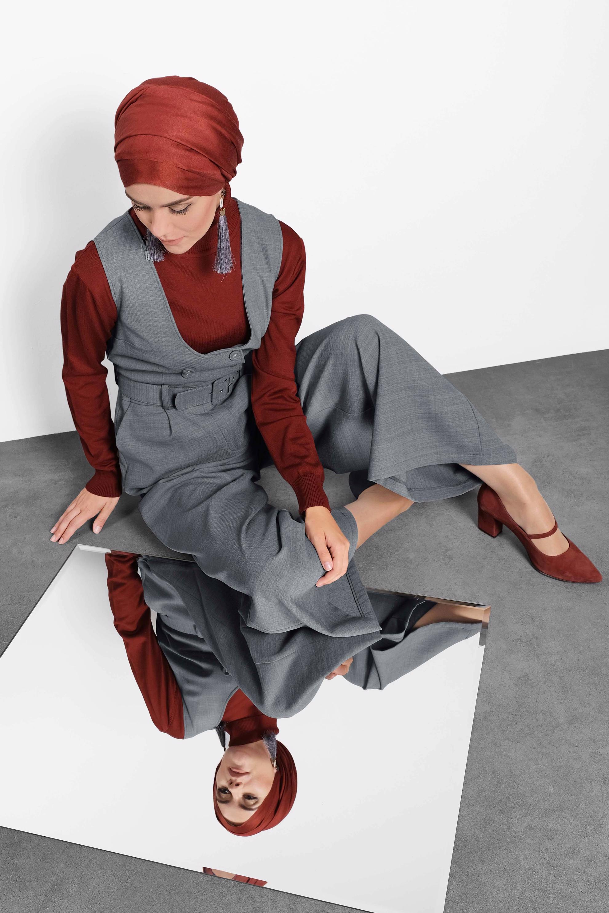 Tesettür giyim GRİ KEMERLİ TULUM 40120 