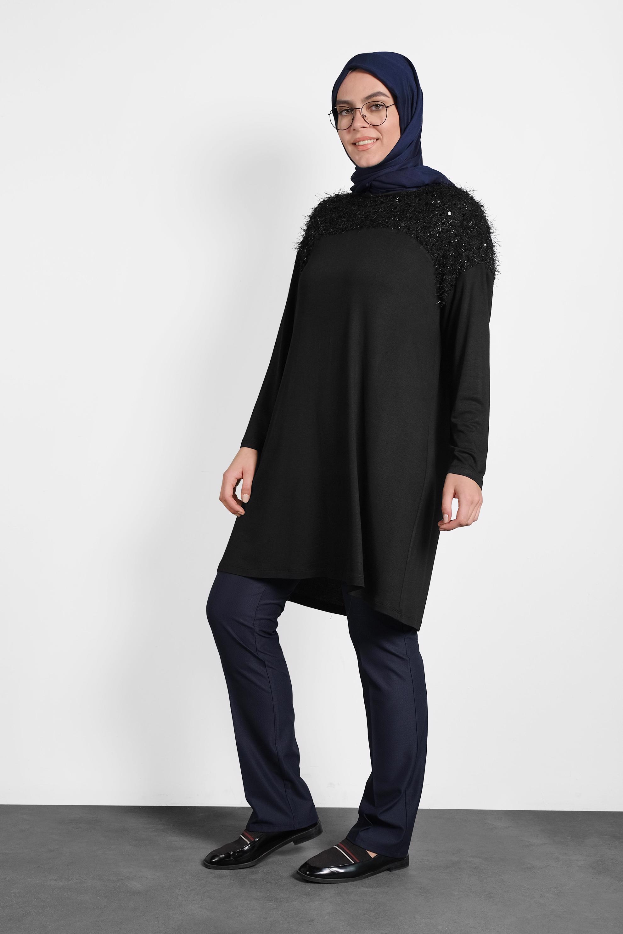 Tesettür giyim SİYAH PUL PAYETLİ BÜYÜK BEDEN TUNİK 20023