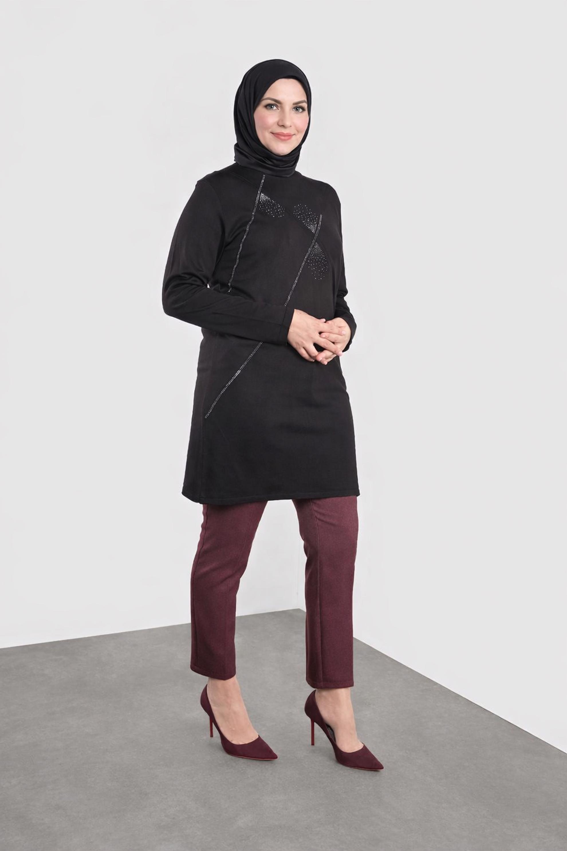 Tesettür giyim SİYAH TAŞ BASKILI TRİKO TUNİK  20113 