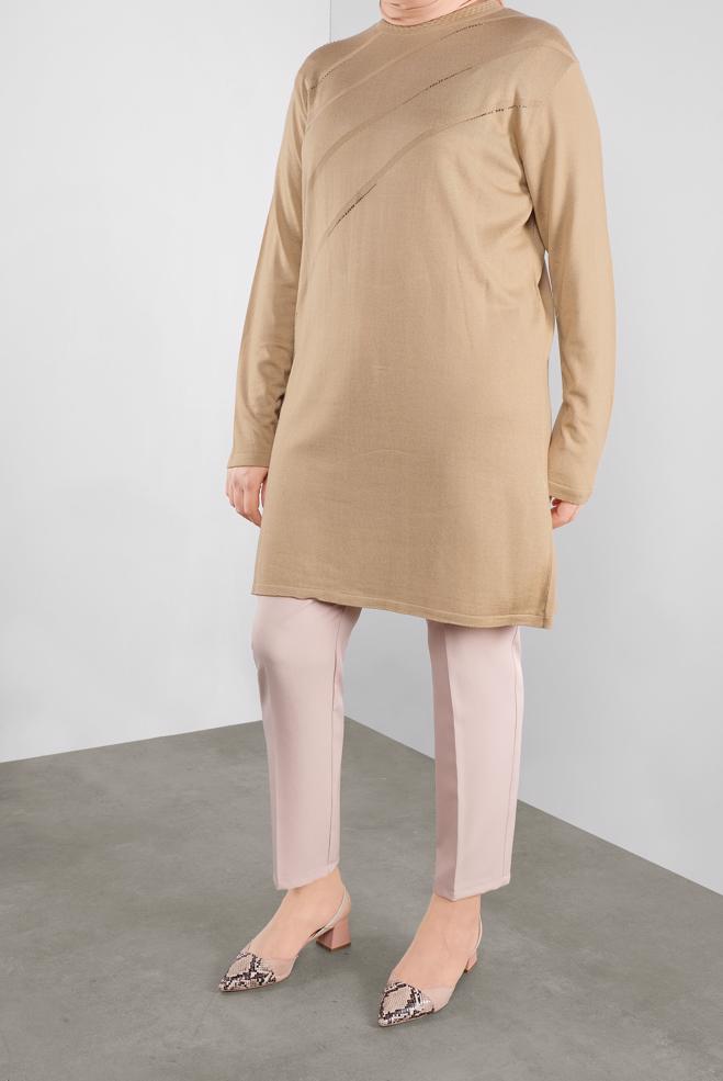 Vêtements hijab BRUN TUNIQUE EN TRICOT À EMBELLIE 20114 - ALVİNA