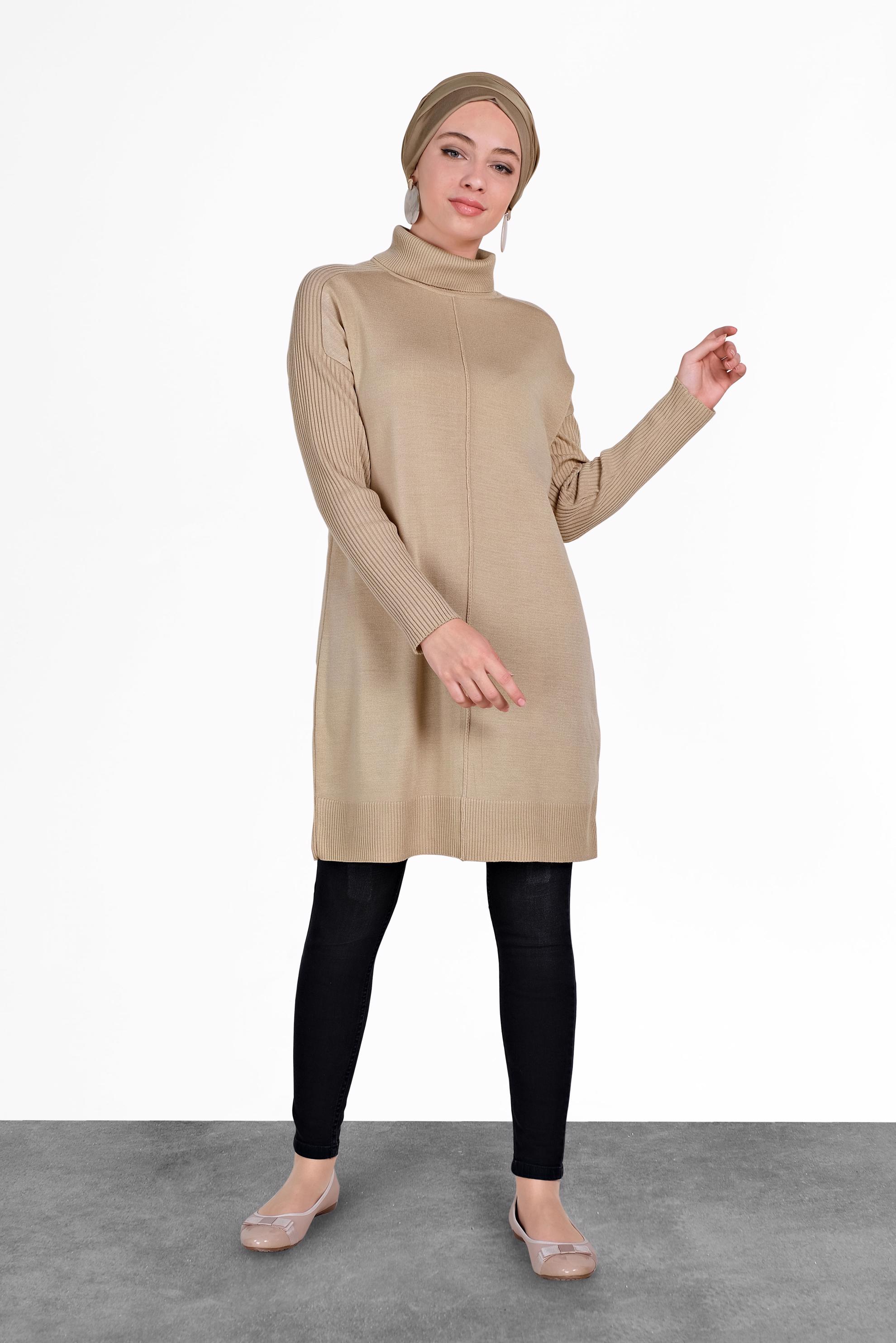 Tesettür giyim BEJ BALIKÇI YAKA SALAŞ TRİKO TUNİK 40001