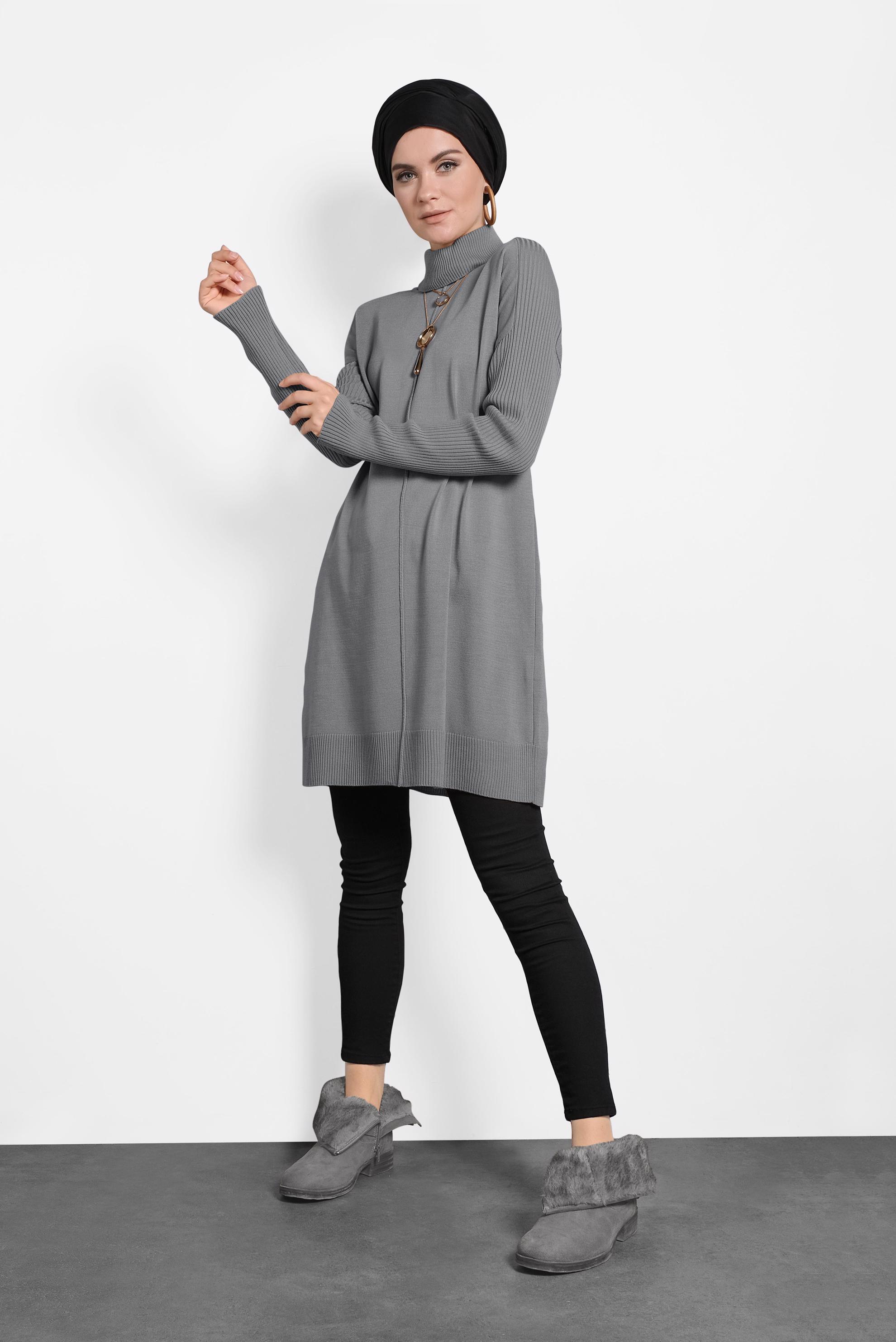 Tesettür giyim GRİ BALIKÇI YAKA SALAŞ TRİKO TUNİK 40001