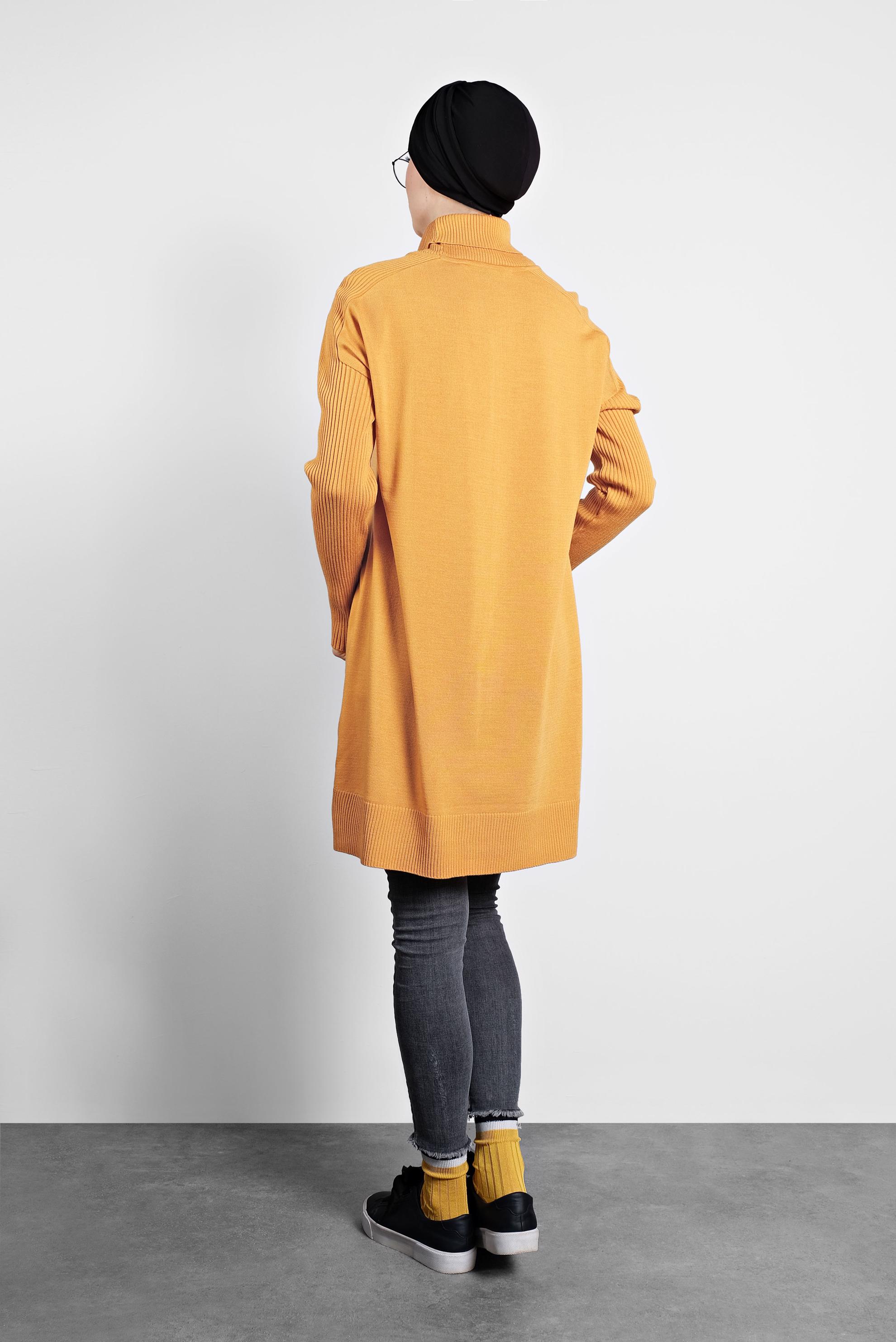 Tesettür giyim SARI BALIKÇI YAKA SALAŞ TRİKO TUNİK 40001