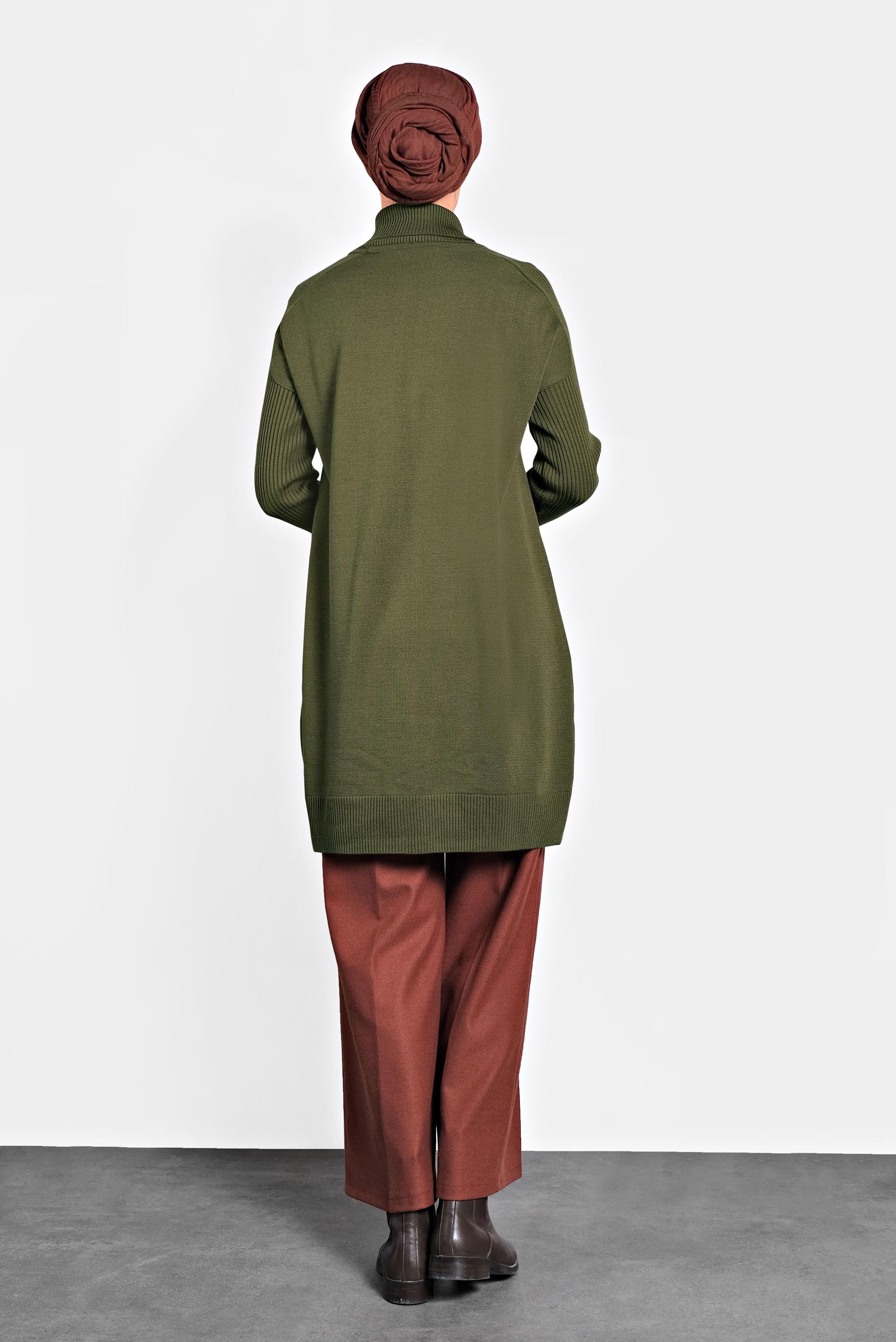 Tesettür giyim HAKİ BALIKÇI YAKA SALAŞ TRİKO TUNİK 40001