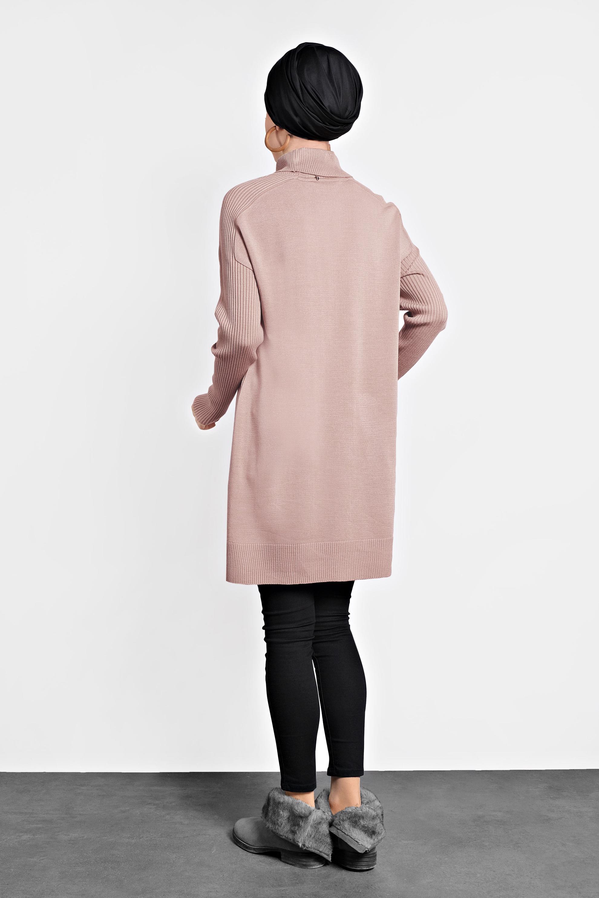 Tesettür giyim PUDRA BALIKÇI YAKA SALAŞ TRİKO TUNİK 40001