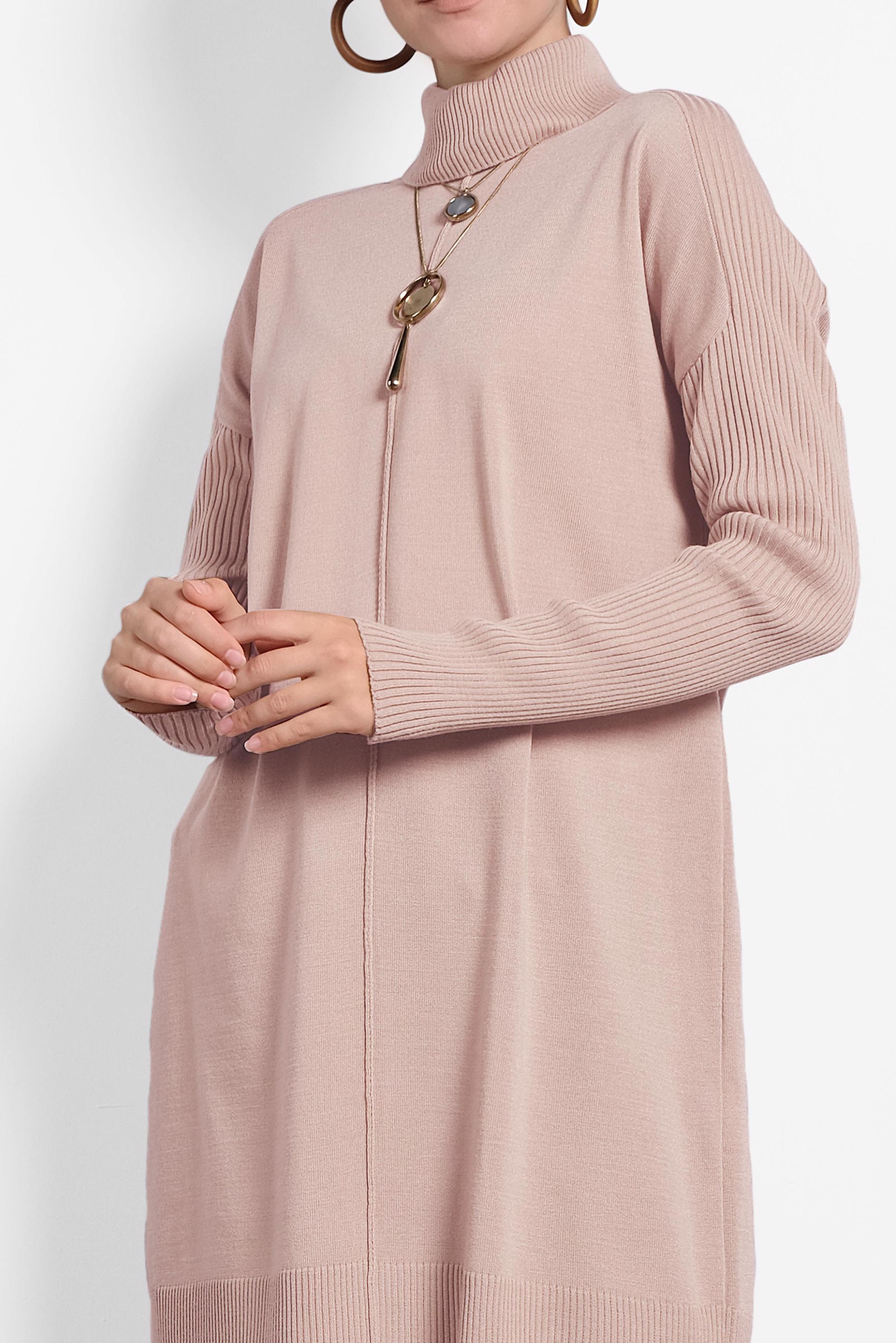 Tesettür giyim PUDRA BALIKÇI YAKA SALAŞ TRİKO TUNİK 40001