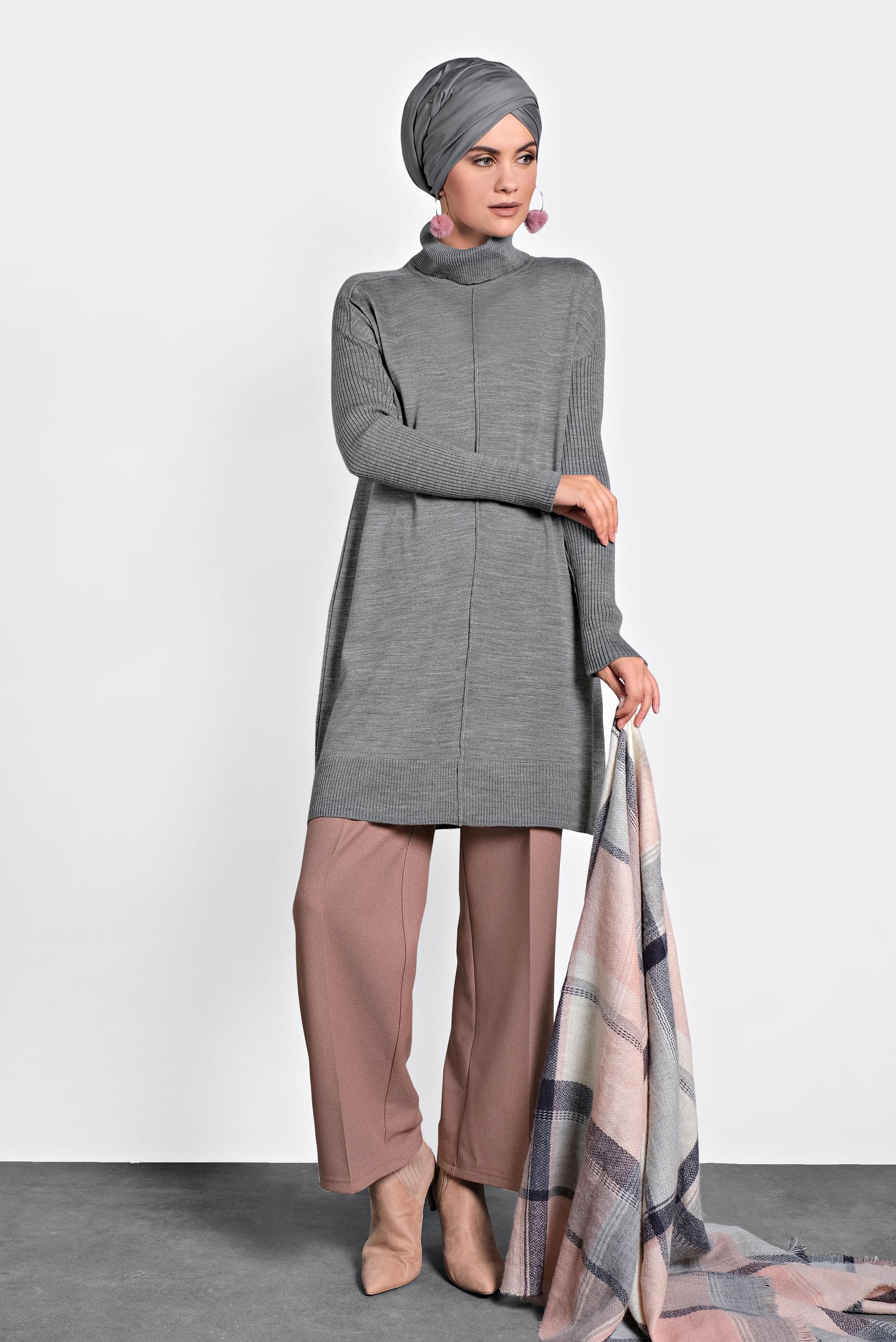 Tesettür giyim GRİ BALIKÇI YAKA SALAŞ TRİKO TUNİK 40001