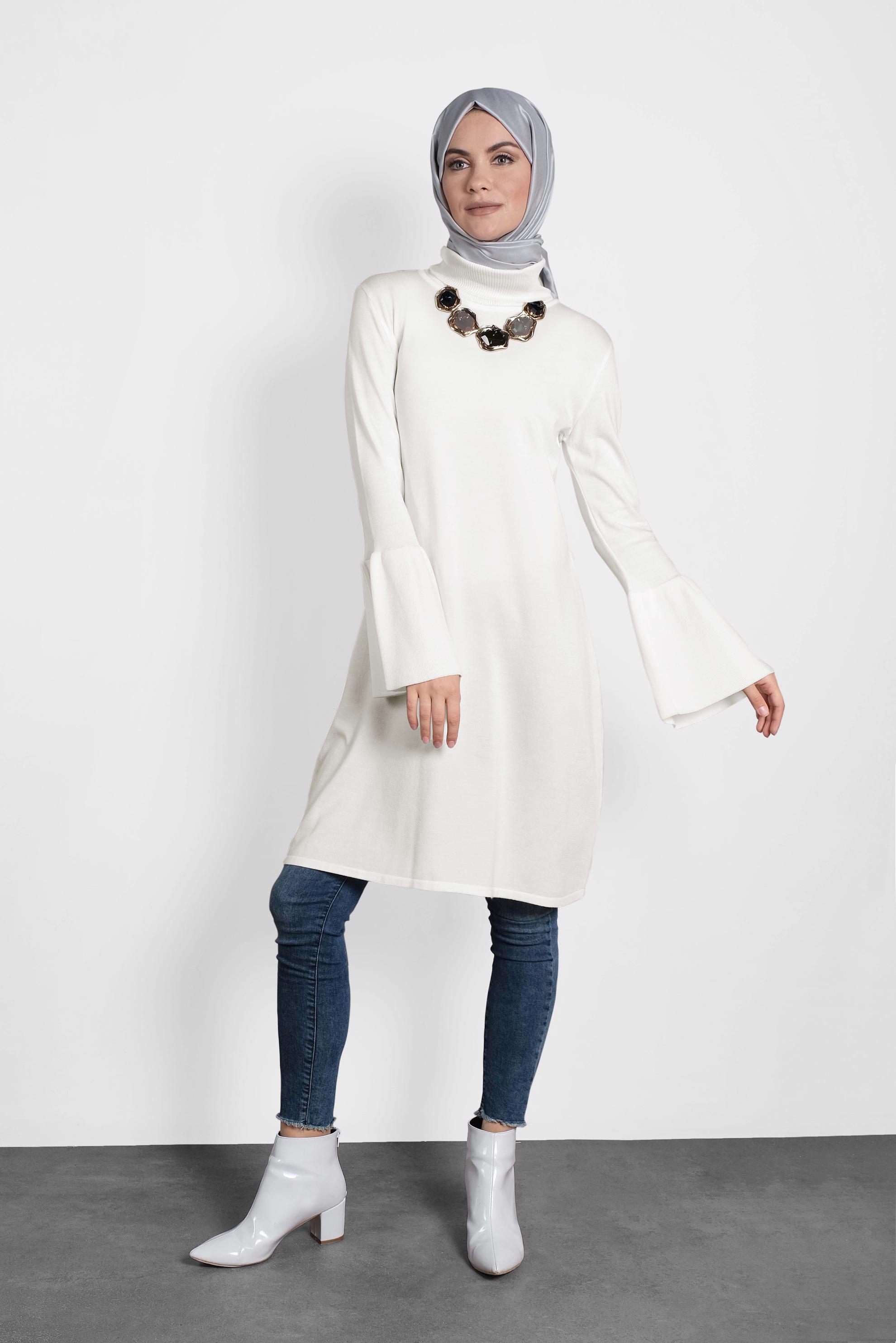 Tesettür giyim BEYAZ GENİŞ KOL BALIKÇI YAKA TRİKO TUNİK 40002