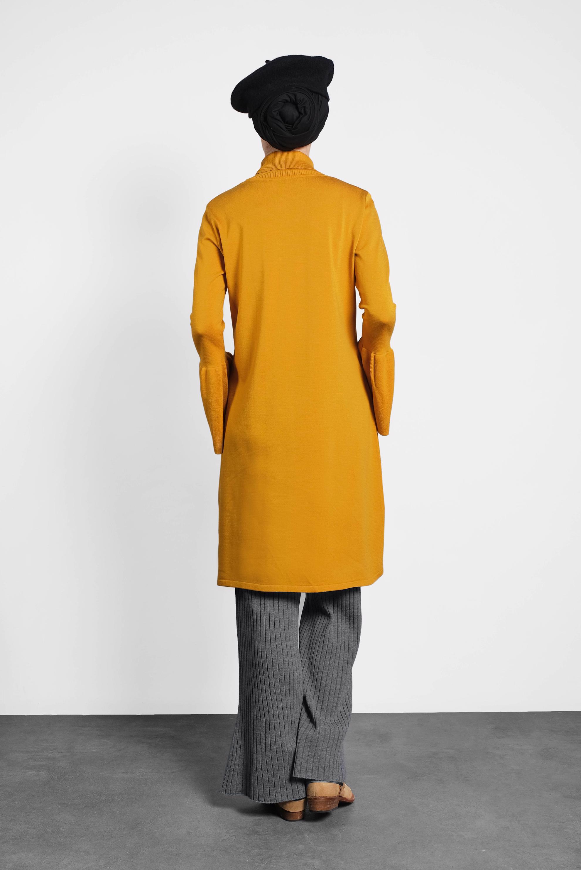 Tesettür giyim SARI GENİŞ KOL BALIKÇI YAKA TRİKO TUNİK 40002