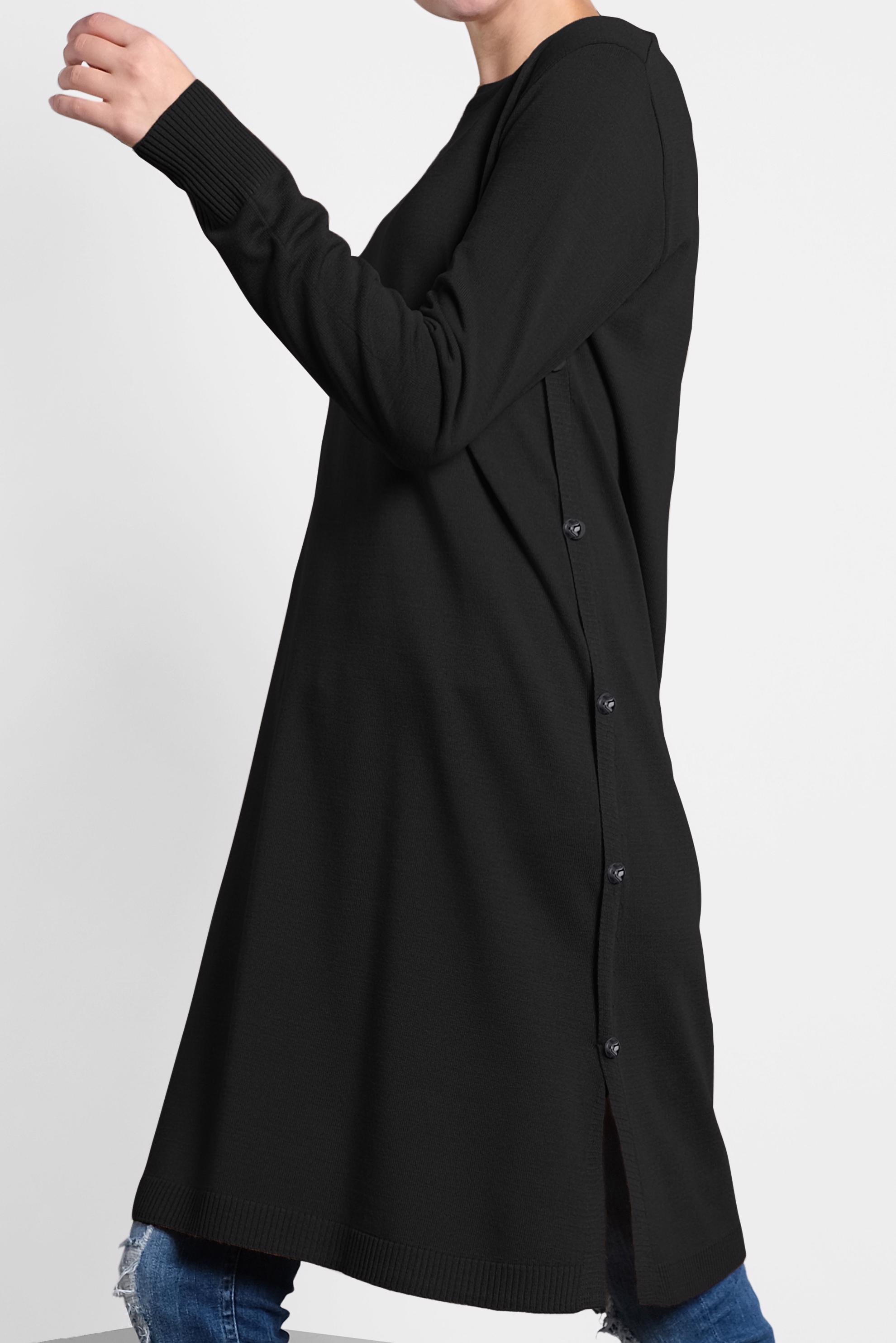 Tesettür giyim SİYAH YANLARI DÜĞMELİ TRİKO TUNİK 40005