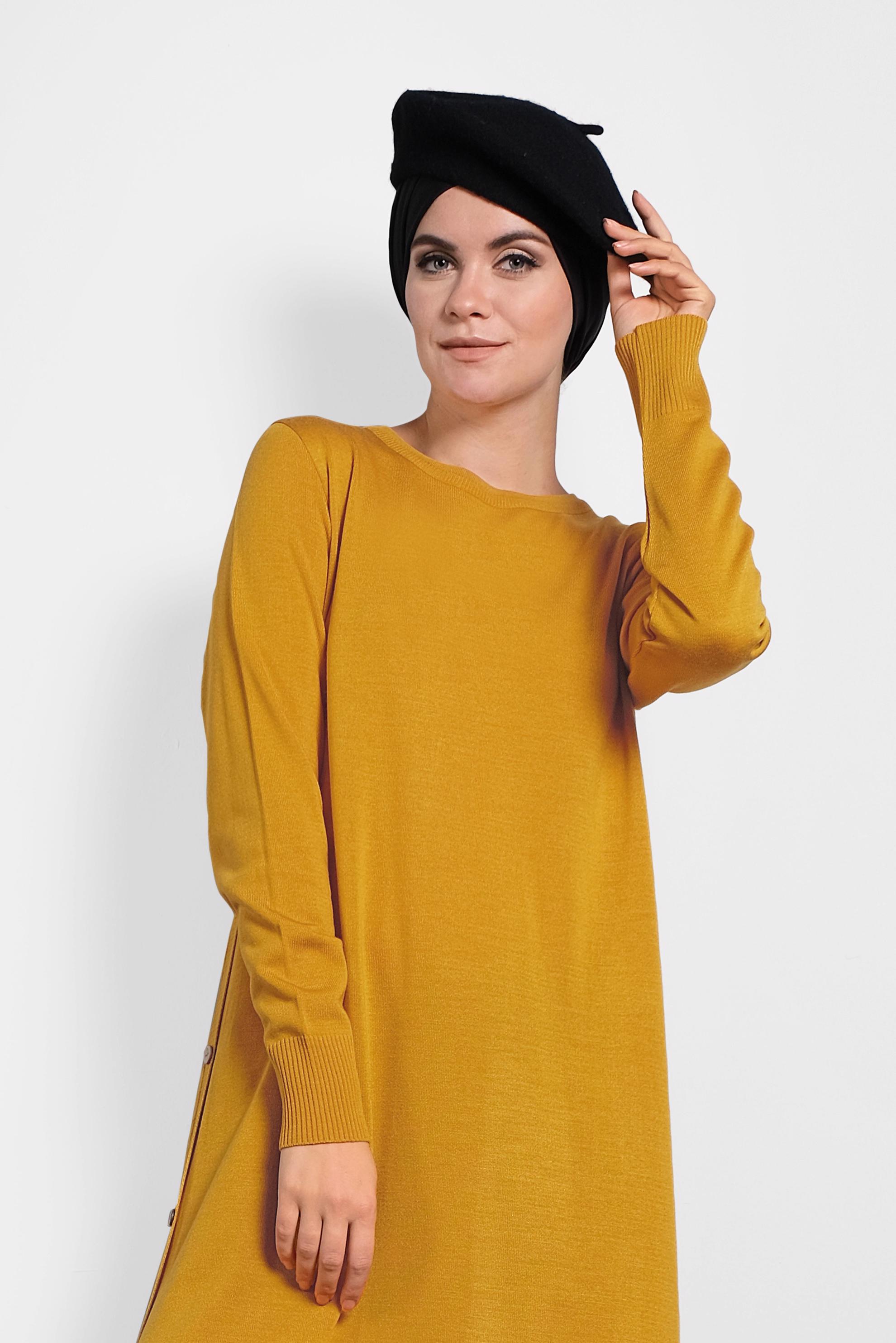 Tesettür giyim SARI YANLARI DÜĞMELİ TRİKO TUNİK 40005