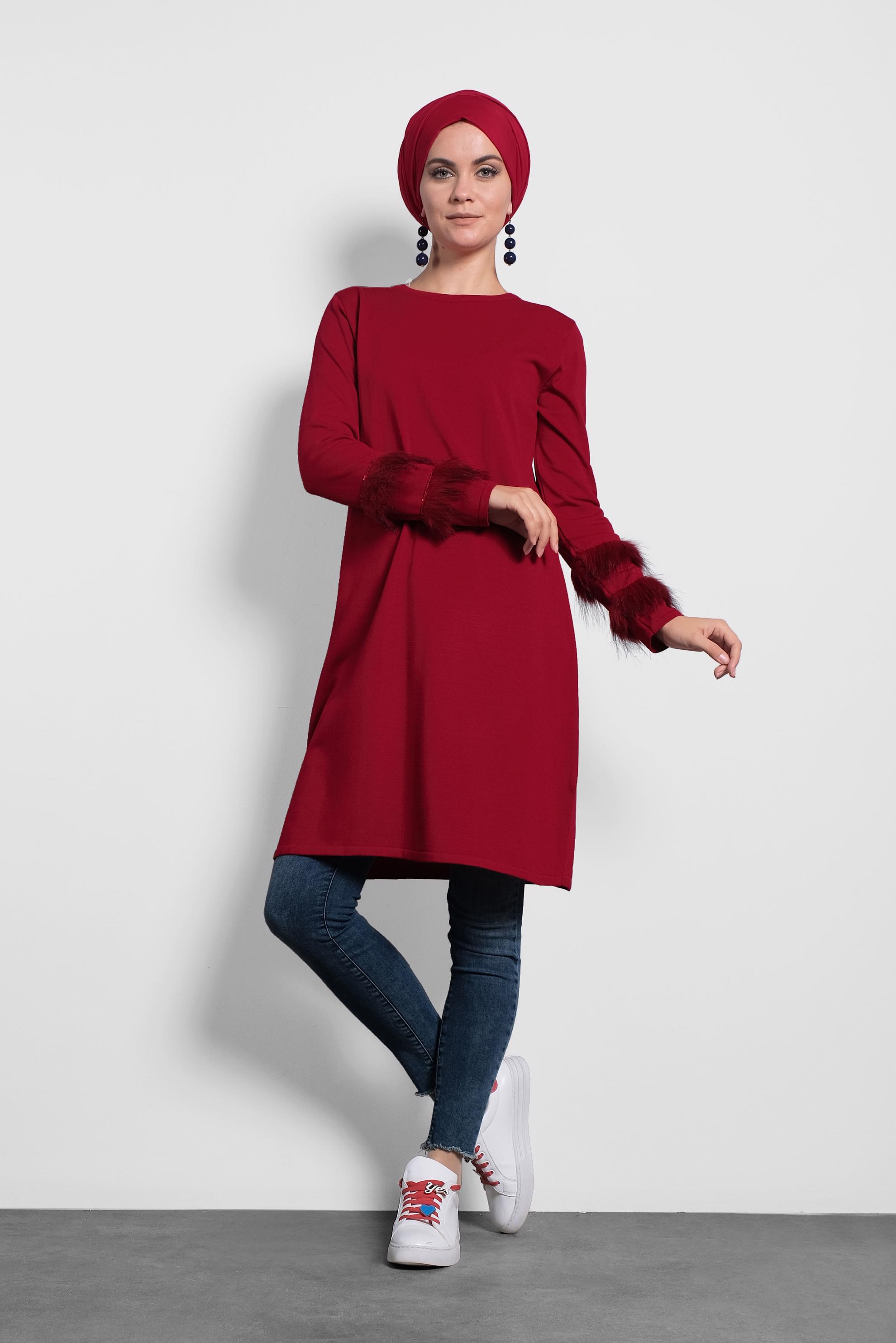 Tesettür giyim KIRMIZI KÜRK DETAYLI PUL PAYET TRİKO TUNİK 40006