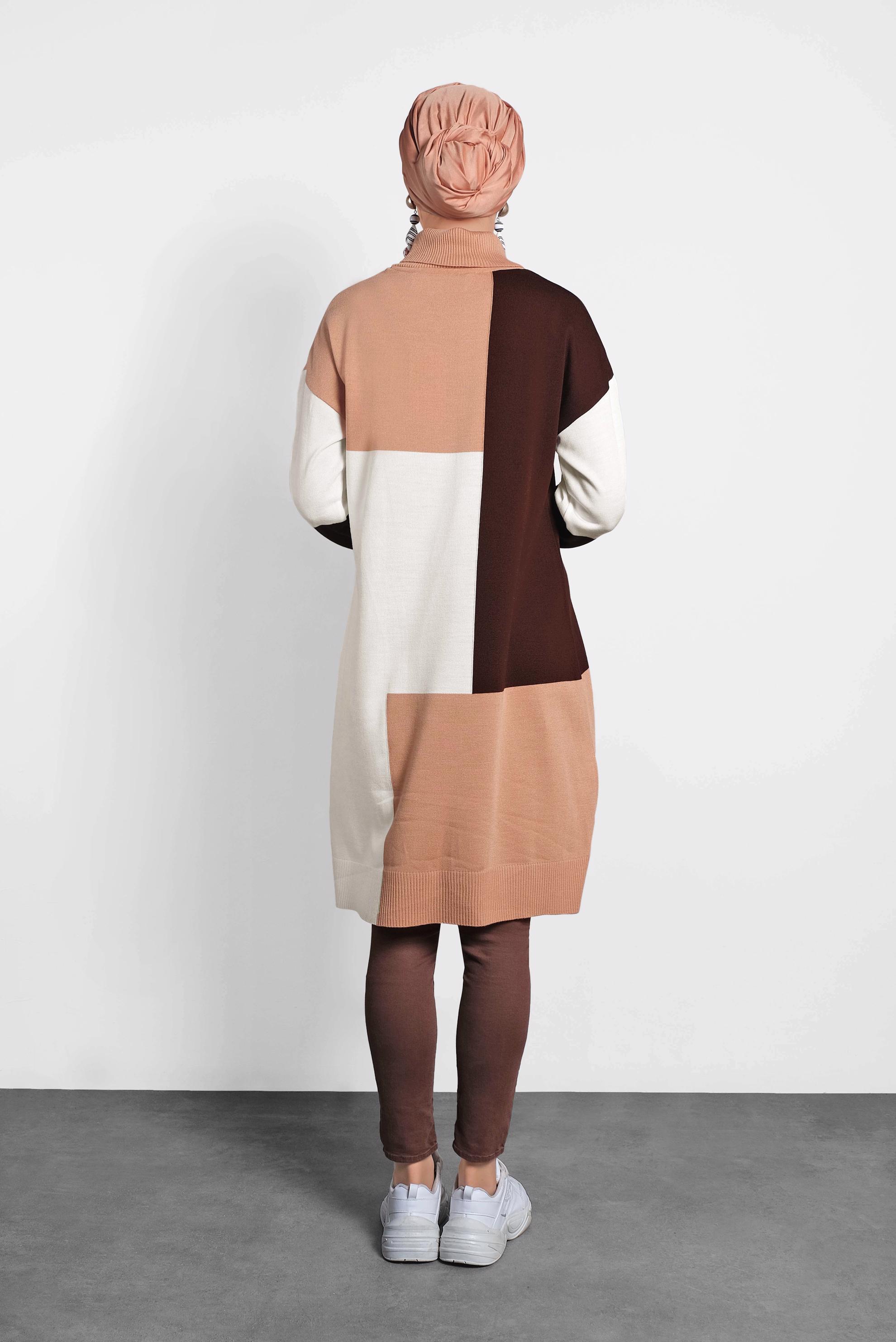 Tesettür giyim PEMBE BALIKÇI YAKA TRİKO TUNİK 40008 