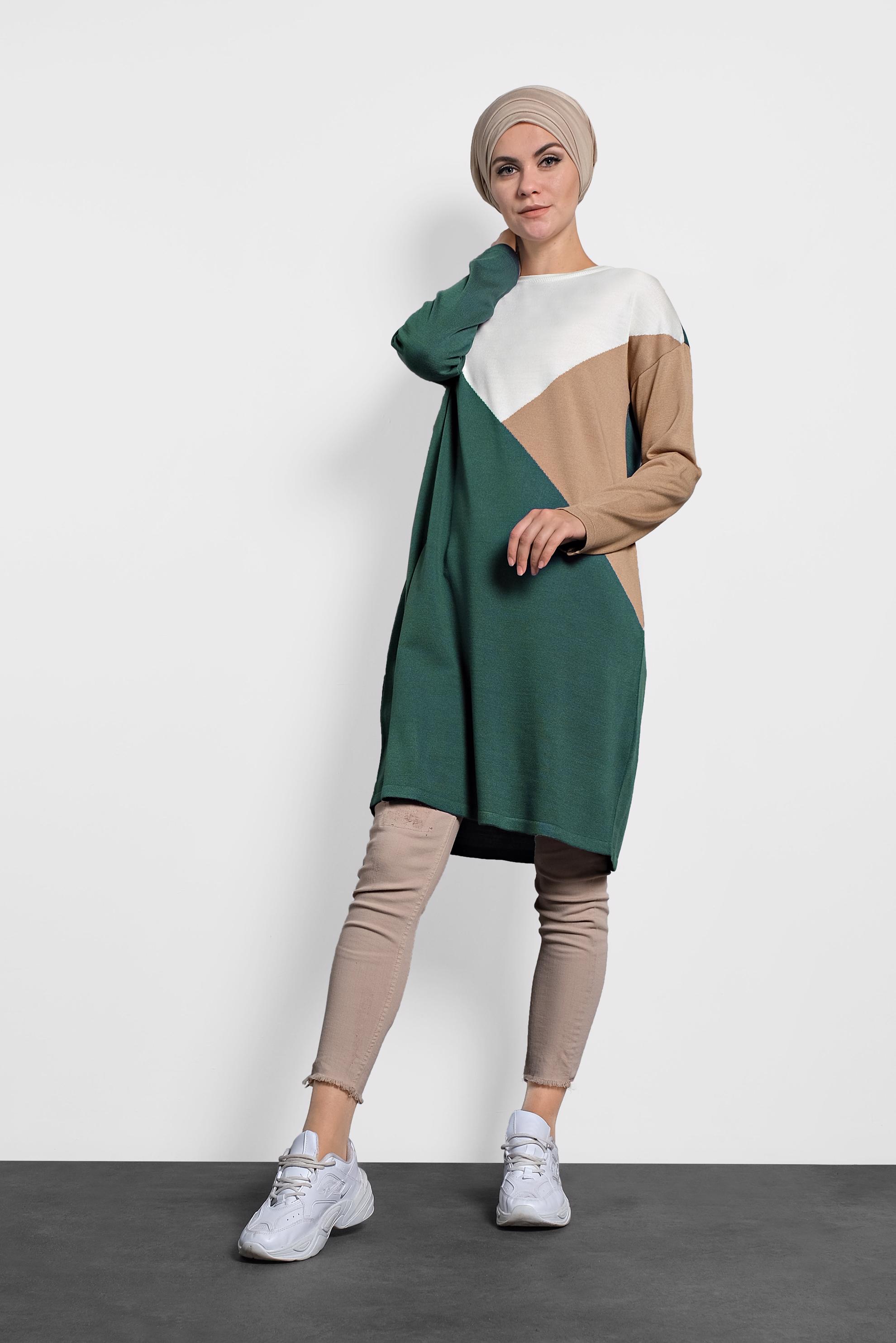 Tesettür giyim MAVİ ÜÇ RENKLİ TRİKO TUNİK 40010