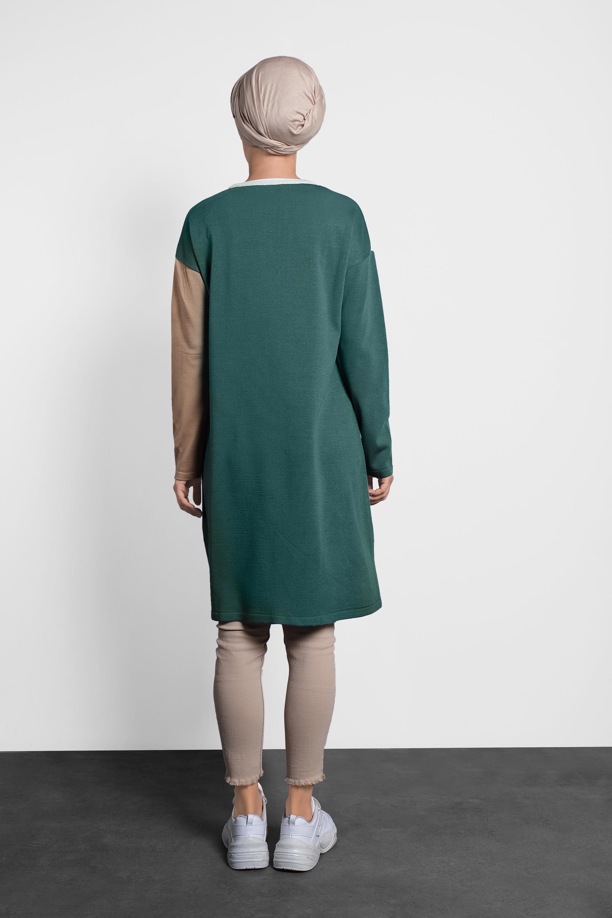 Tesettür giyim MAVİ ÜÇ RENKLİ TRİKO TUNİK 40010