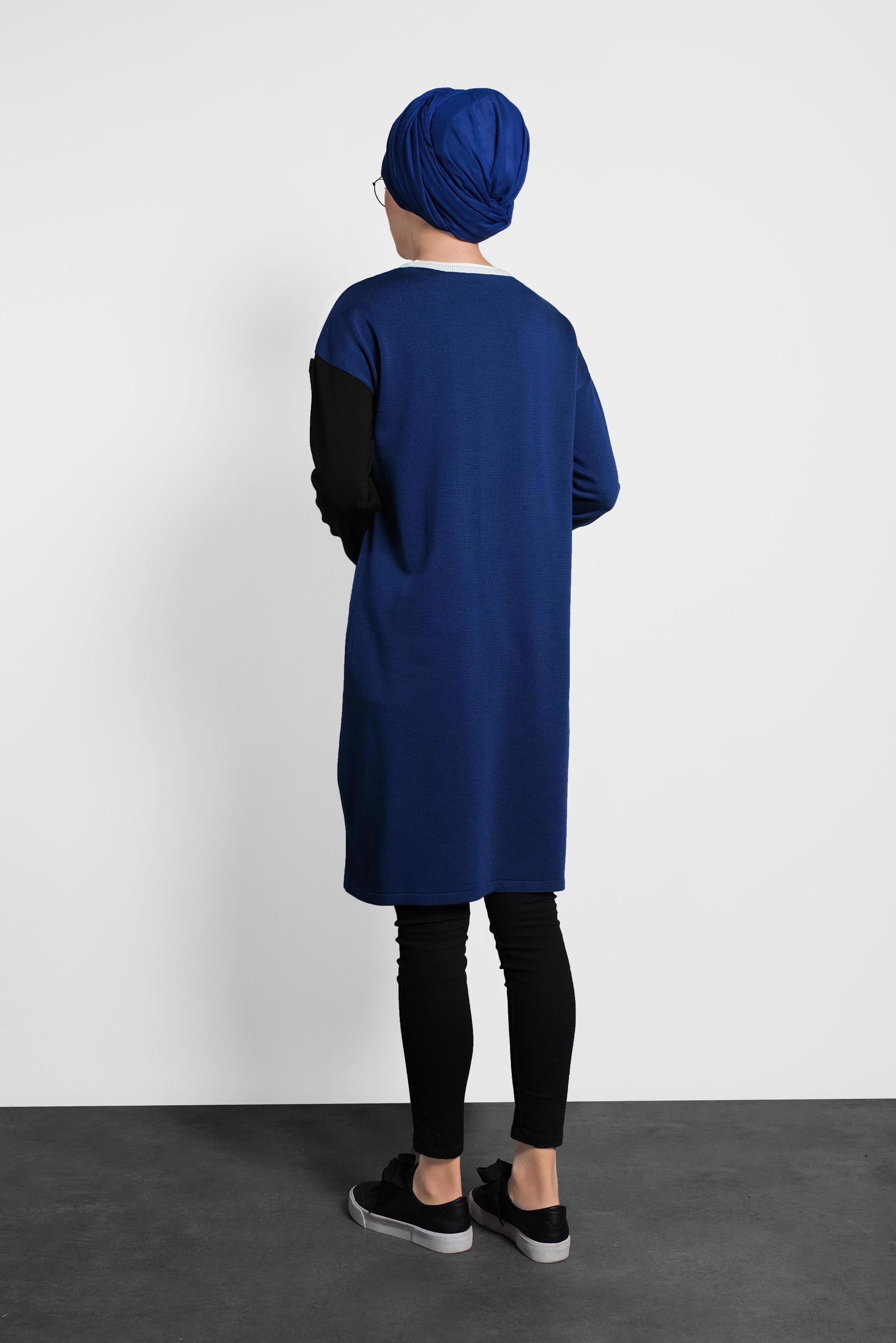 Tesettür giyim LACİVERT ÜÇ RENKLİ TRİKO TUNİK 40010