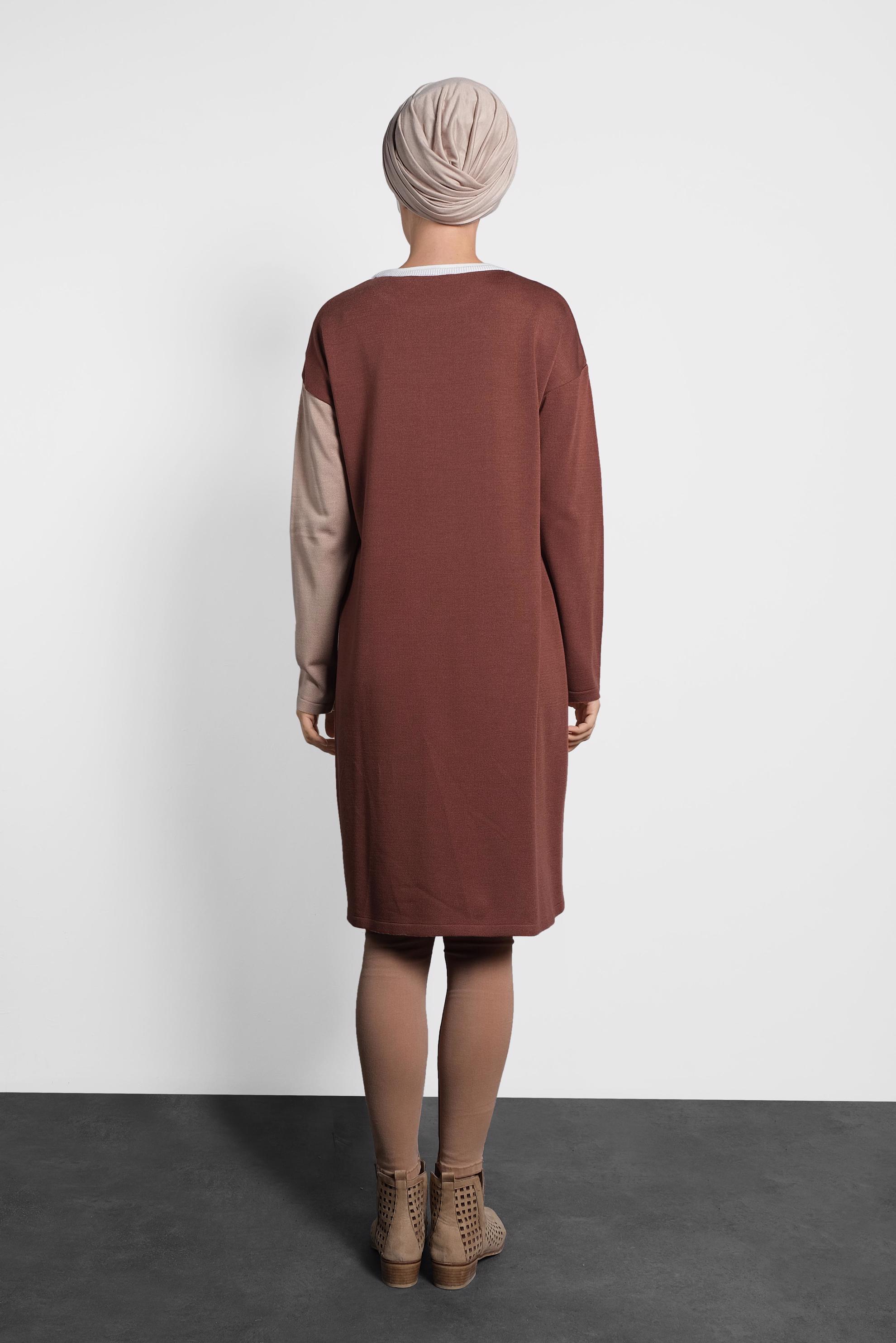 Tesettür giyim KAHVE ÜÇ RENKLİ TRİKO TUNİK 40010