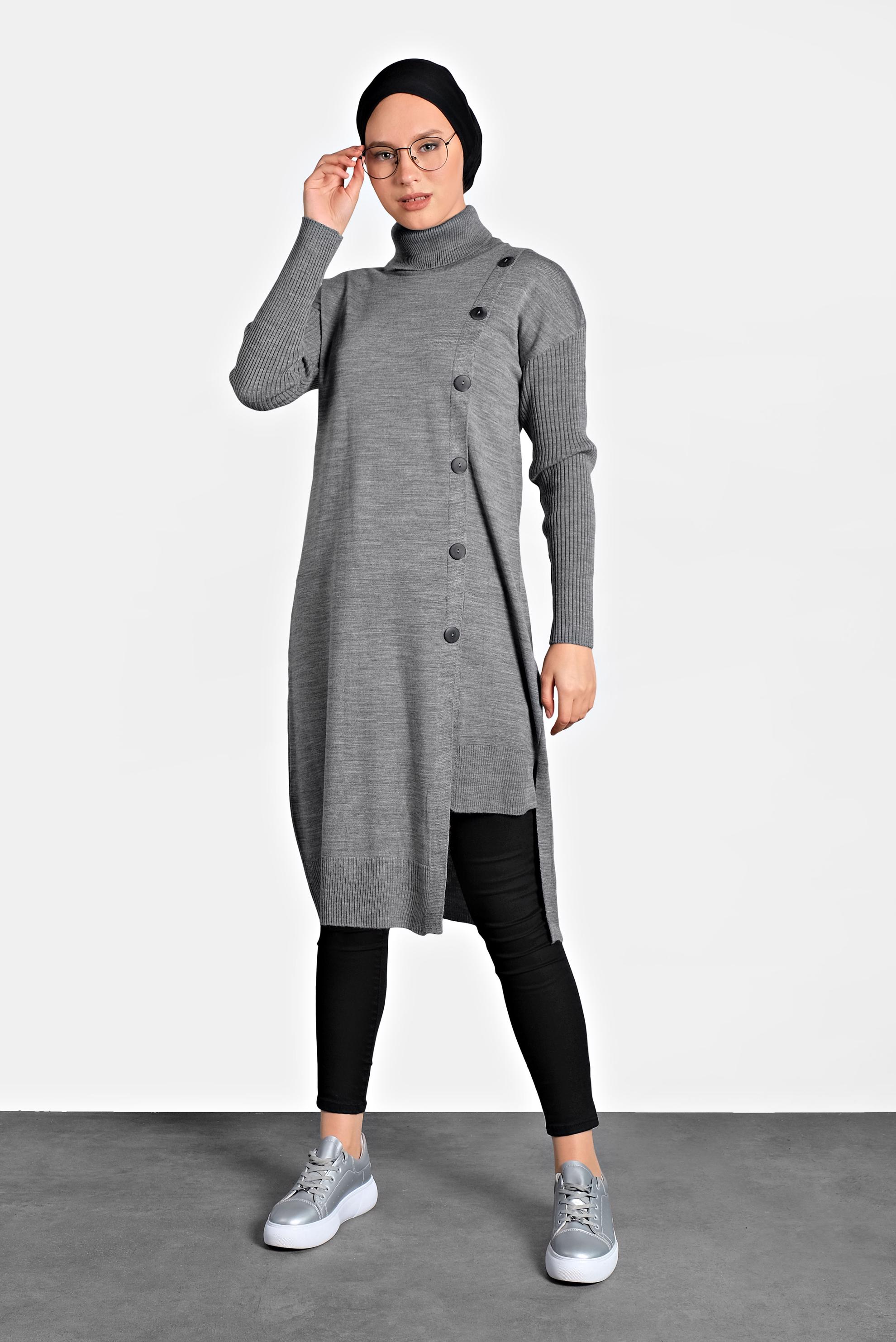 Tesettür giyim GRİ BALIKÇI YAKA DÜĞMELİ TRİKO TUNİK 40016 