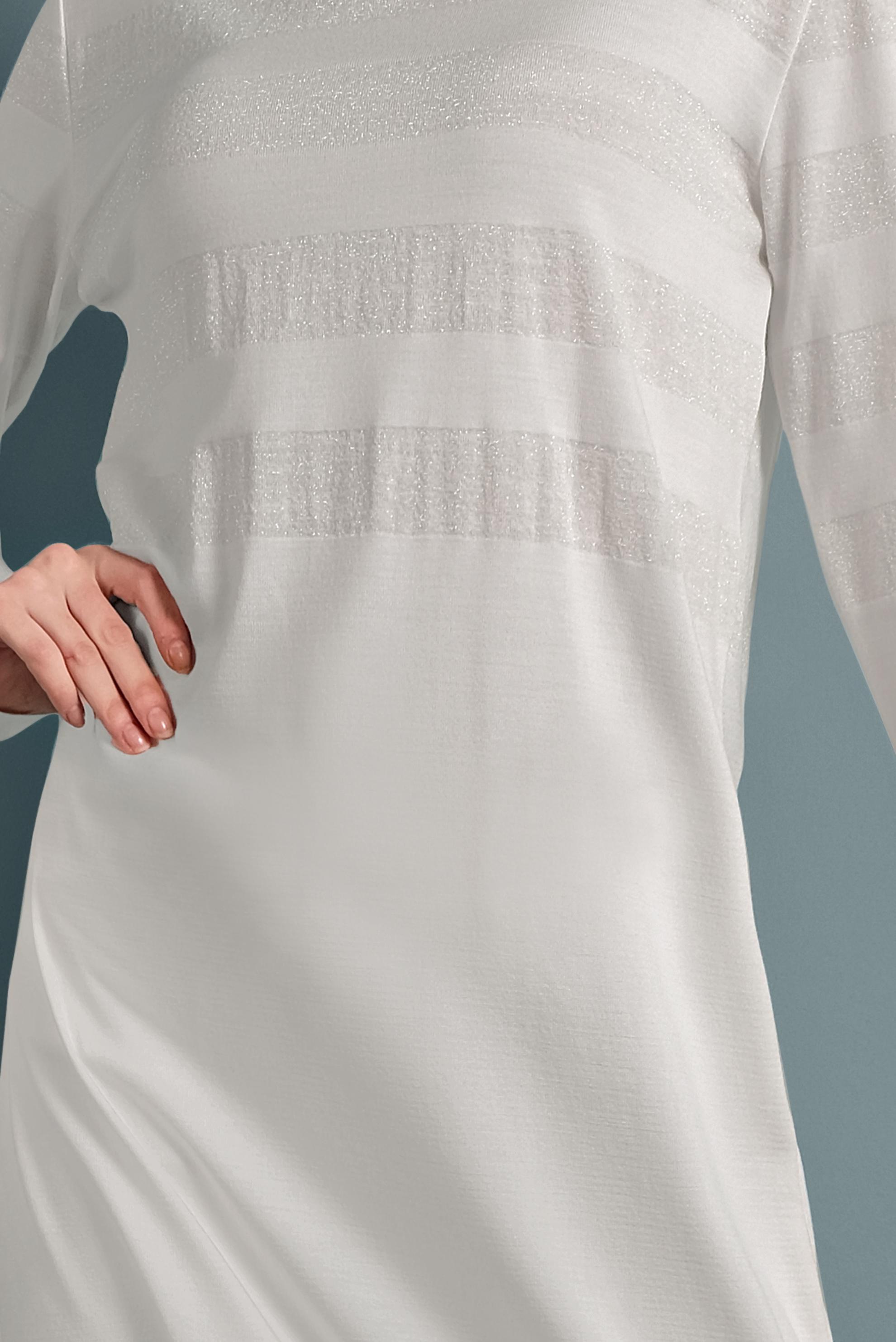 Tesettür giyim BEYAZ SİM DETAYLI TRİKO TUNİK 40020