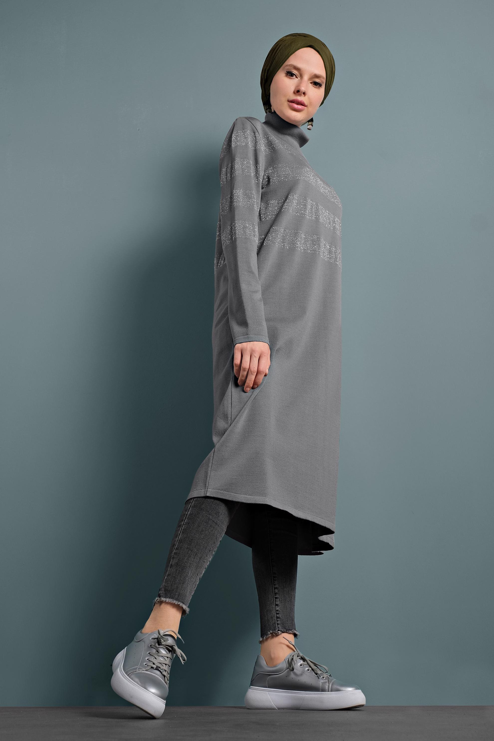 Tesettür giyim GRİ SİM DETAYLI TRİKO TUNİK 40020